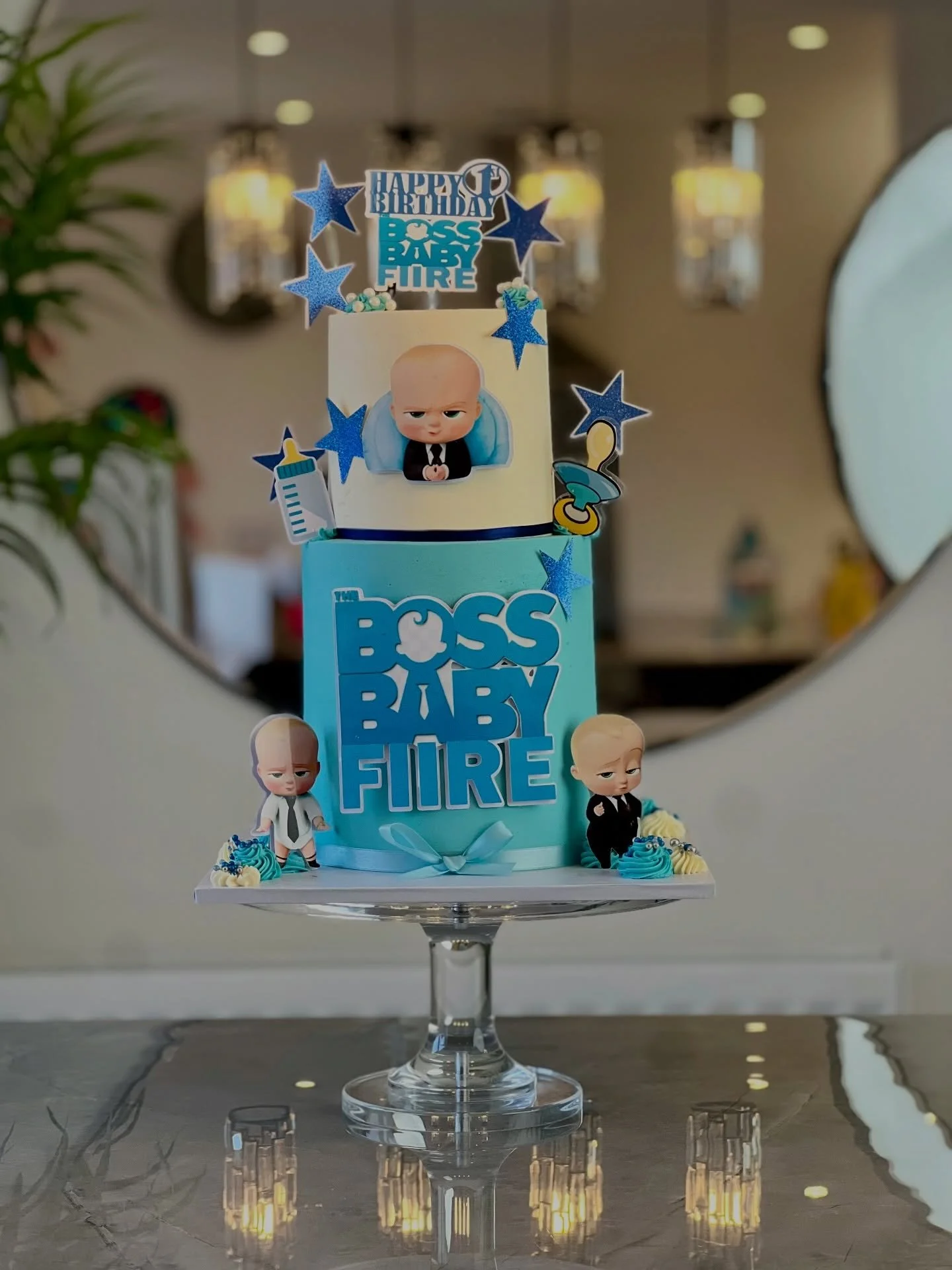 Crafting every cake beautifully to suit your event.

Celebration cakes and wedding cakes in Hampshire!
Need a cake?
Please use the link in the bio or send a DM.

#portsmouthbaker #hampshirebaker #southamptonbaker