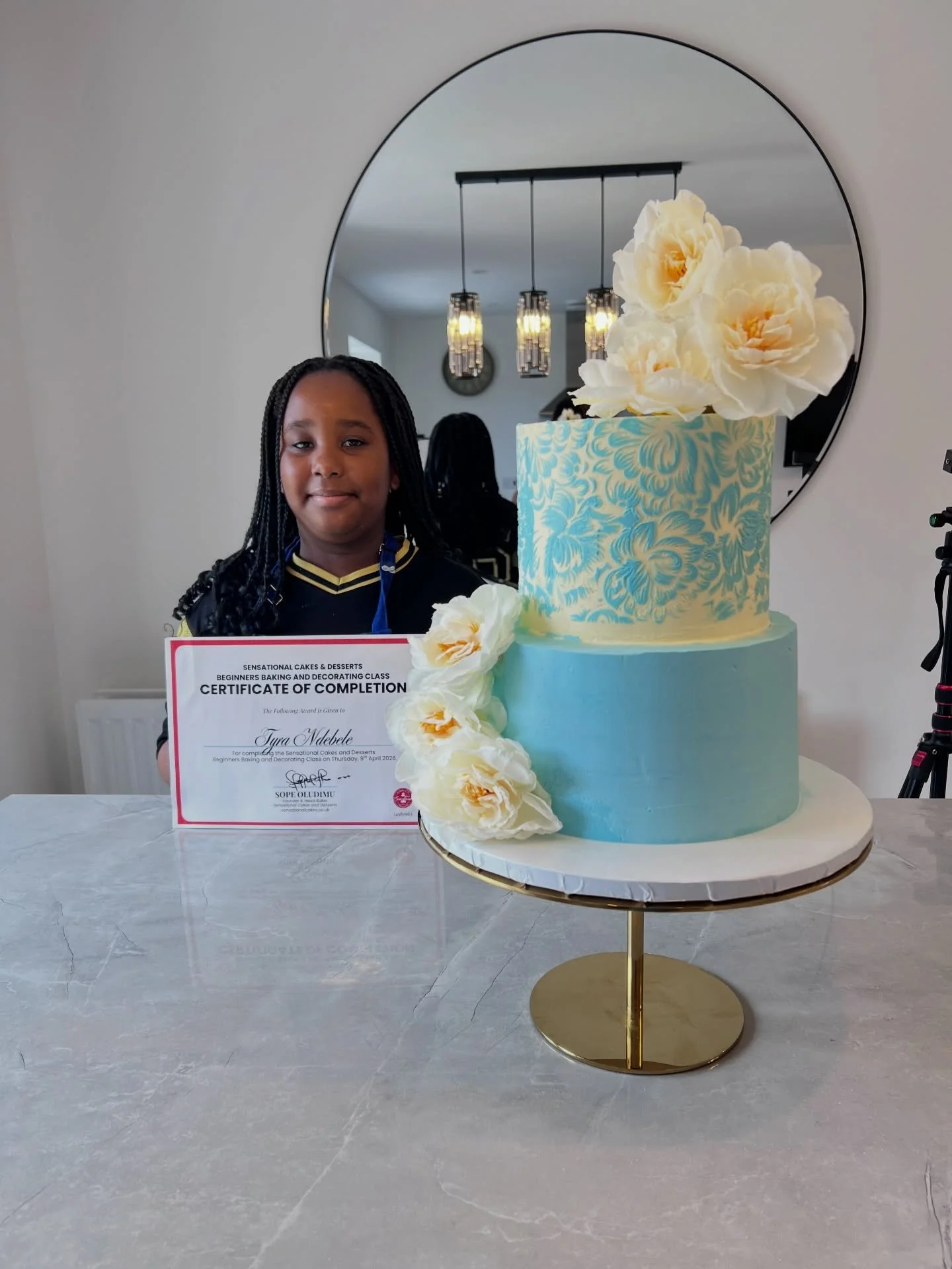Over the past two weeks, I had the joy of teaching my 11-year-old student the art of baking and cake decorating. It was an intensive beginner training, and she truly rose to the challenge.

She learned how to bake a variety of cake flavours, work con