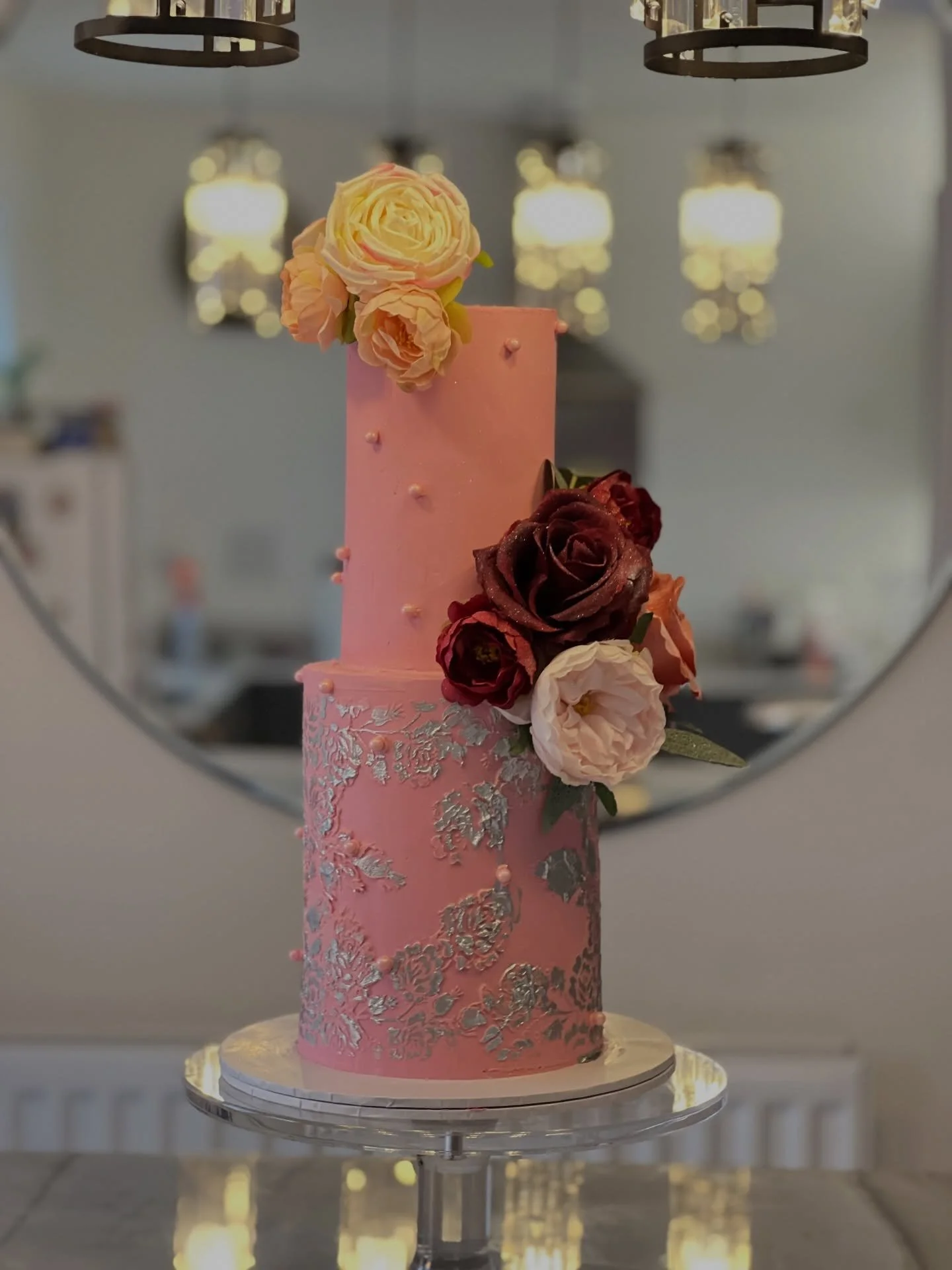 Cakes created by my students during their 1:1 cake decorating sessions!

Here, we focus on building confidence and every student walks away with that winning feeling (and a whole lot more self-belief).

Bookings for May, June, and July are now open.
