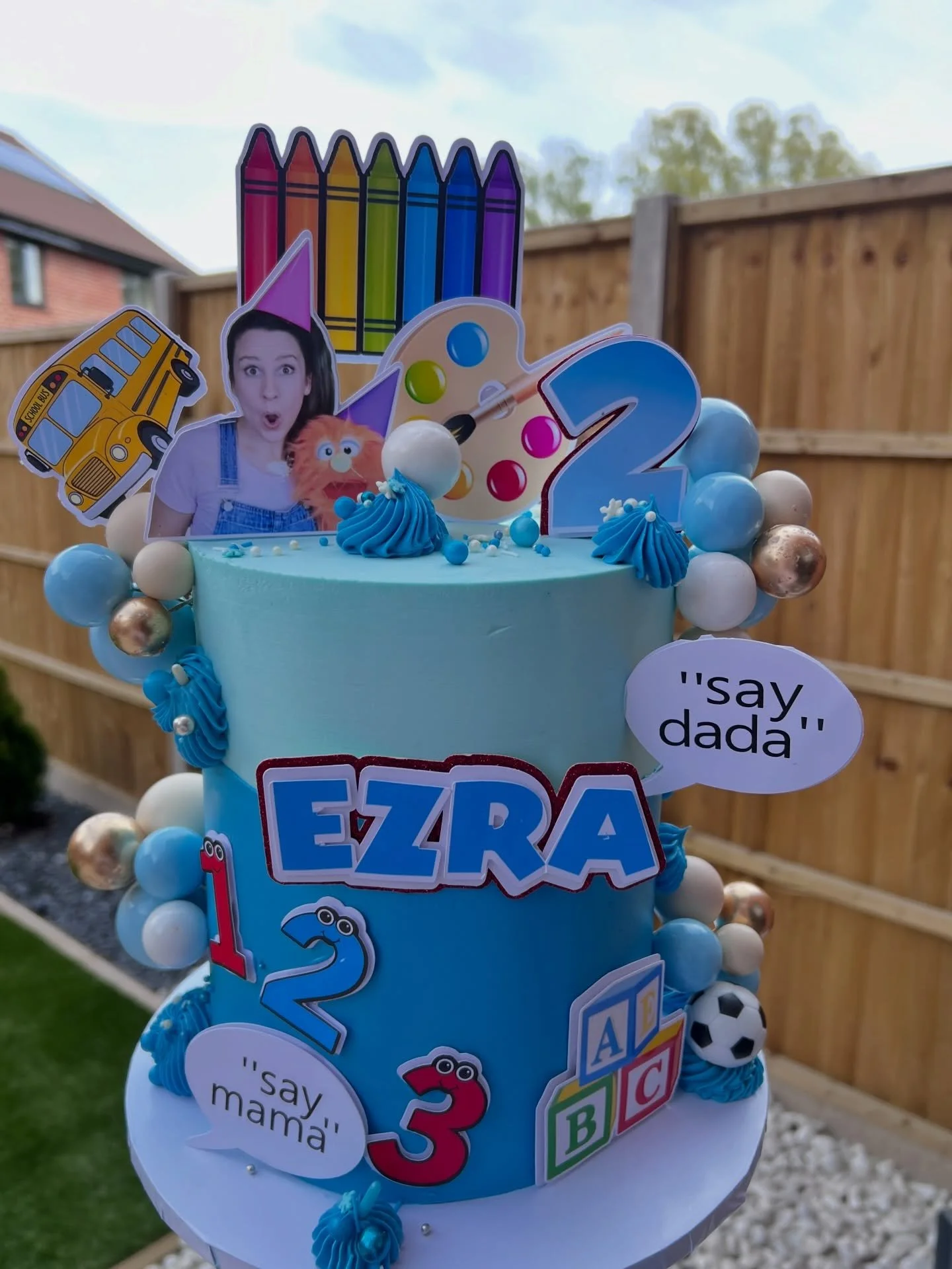 Swipe to see 👉

Celebration cakes made in the past weeks. 

All cakes are made freshly just for you!
Are you having an event soon and need a cake?
Please send a DM!

#cakesforbirthday #birthdaycakes #cakesinsouthampton #cakesinhampshire #heartcake
