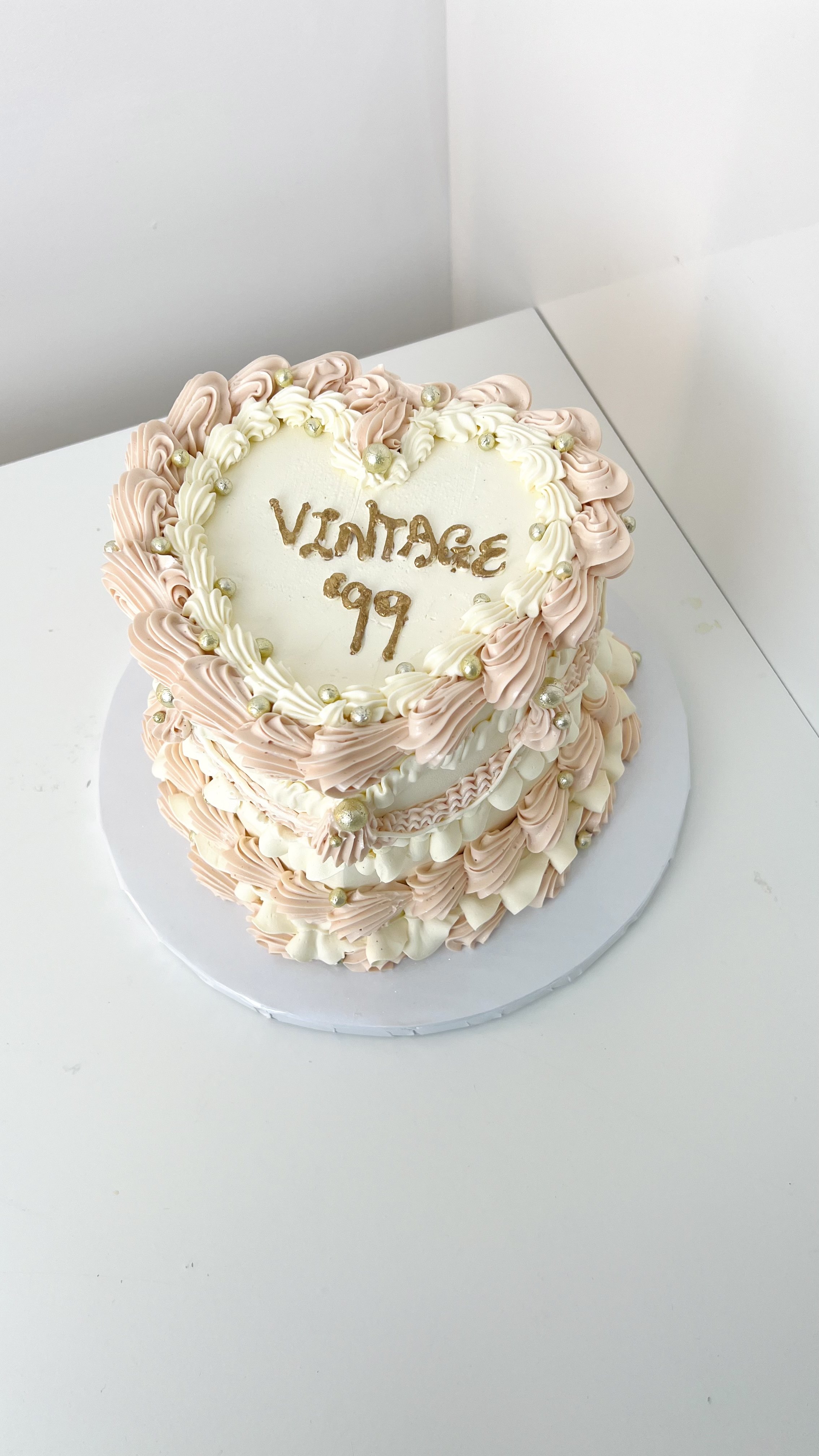 Vintage Heart Cake in Pastel Colours by Sensational Cakes and Desserts.