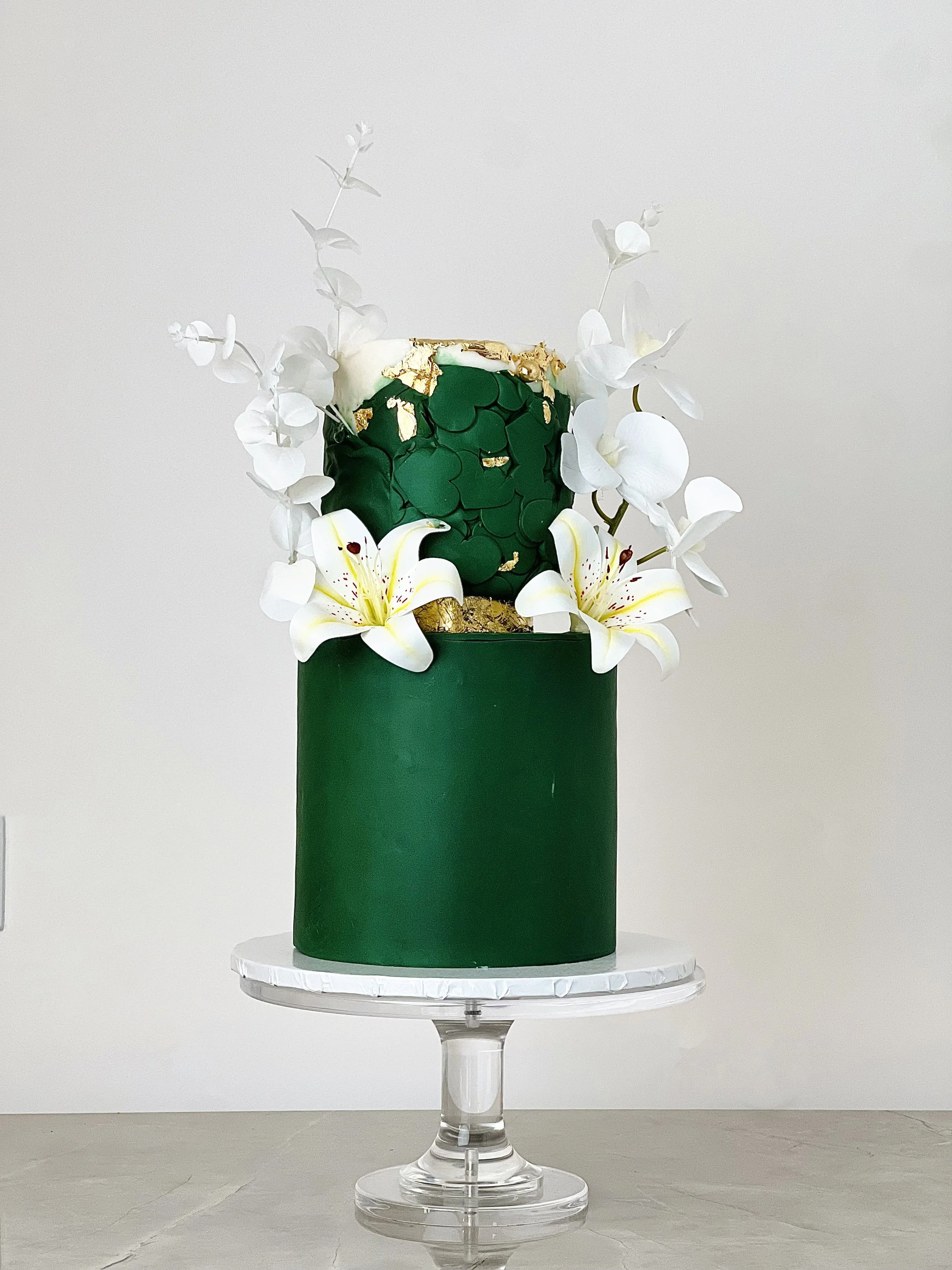 Green Wedding Cake by Sensational Cakes and Desserts.jpg
