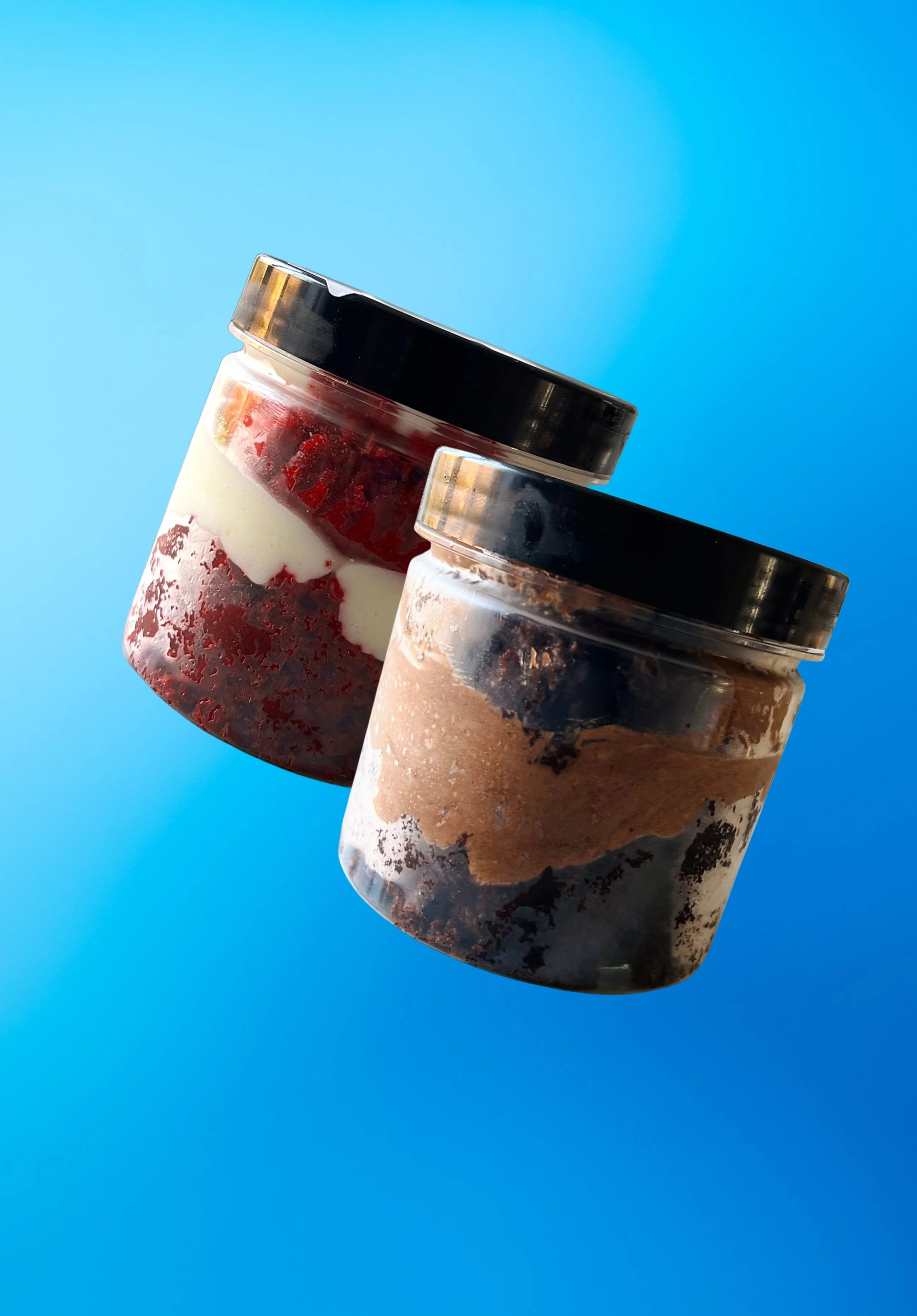 2 Mini Cake Jars by Sensational Cakes and Desserts showing Red Velvet and Chocolate Fudge Cake Jar