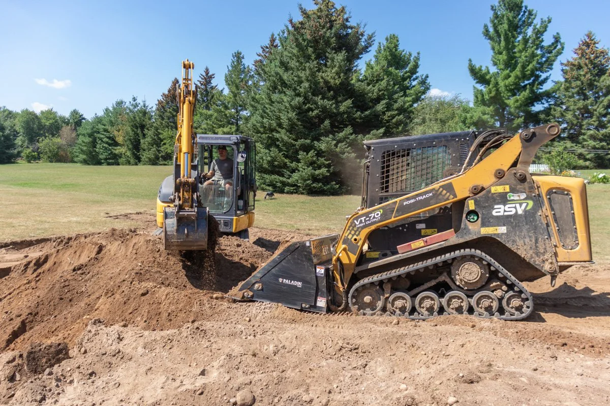 RS Landscape and Construction Excacator.jpg