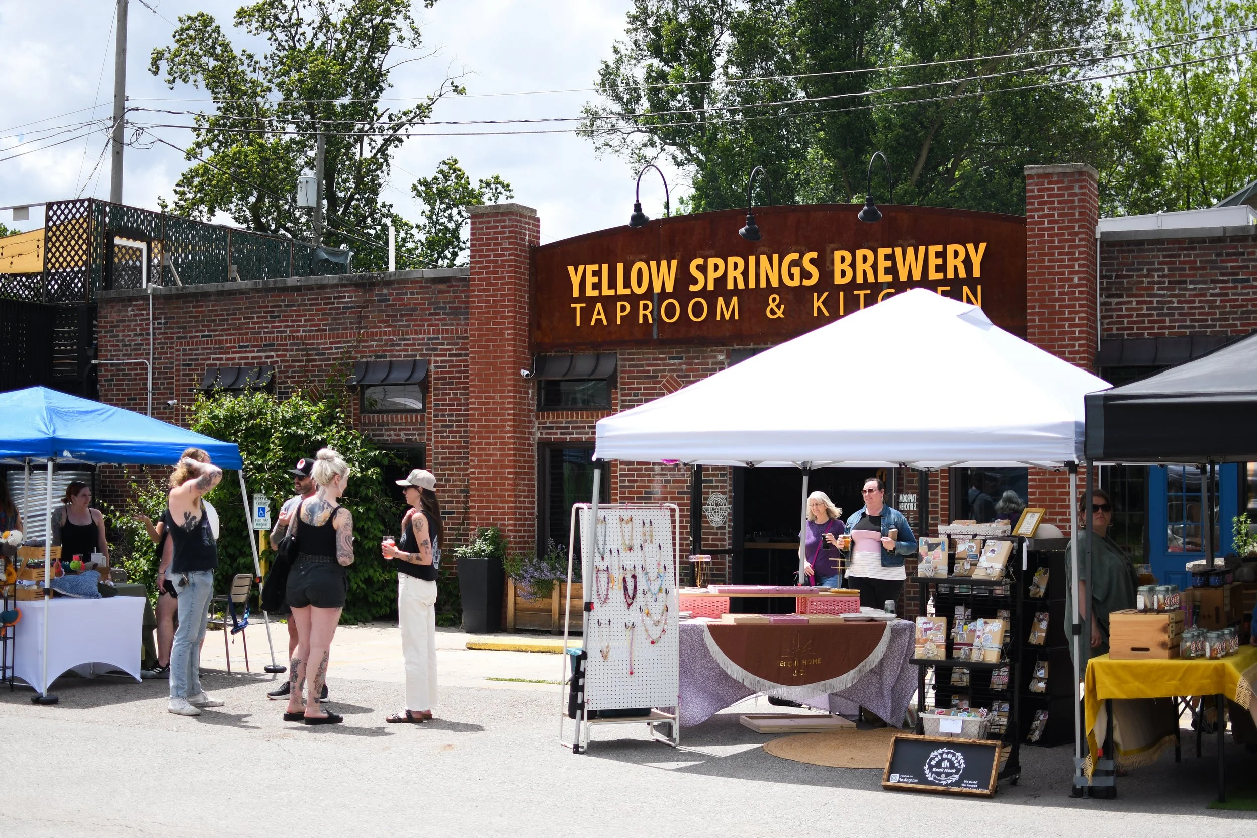 Fall Hop + Shop with Lion Petal Exchange