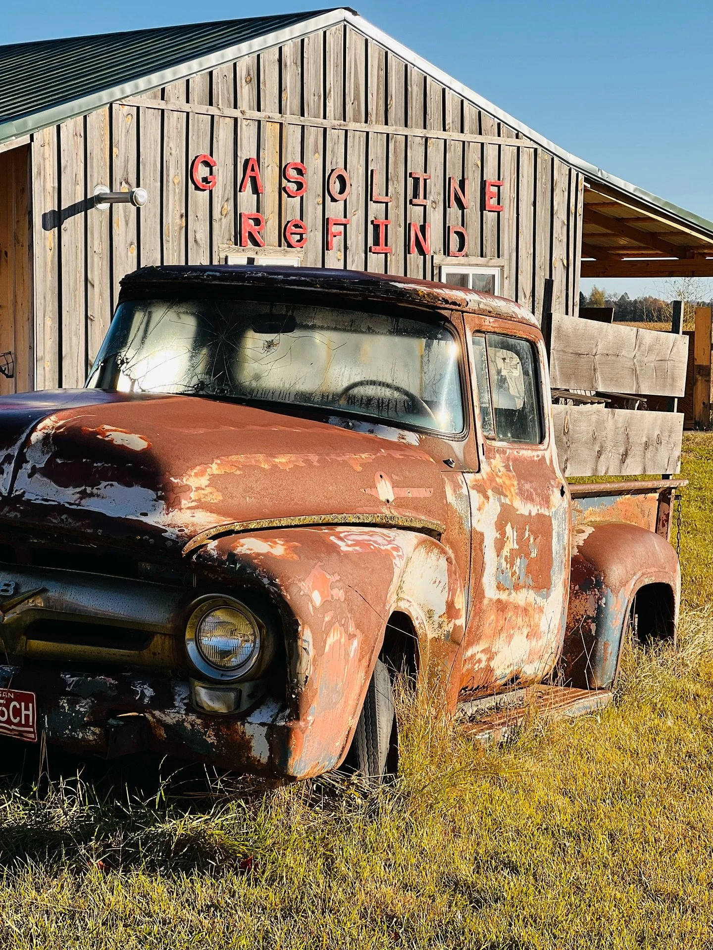 Little bit county, little bit rock and roll, whole lotta rust 😉