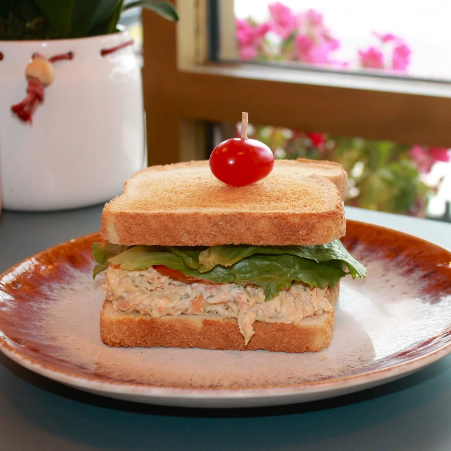 Simple.. Fresh.. Delicious 😋 Our Tuna Sandwich is the perfect choice 🥪🍞