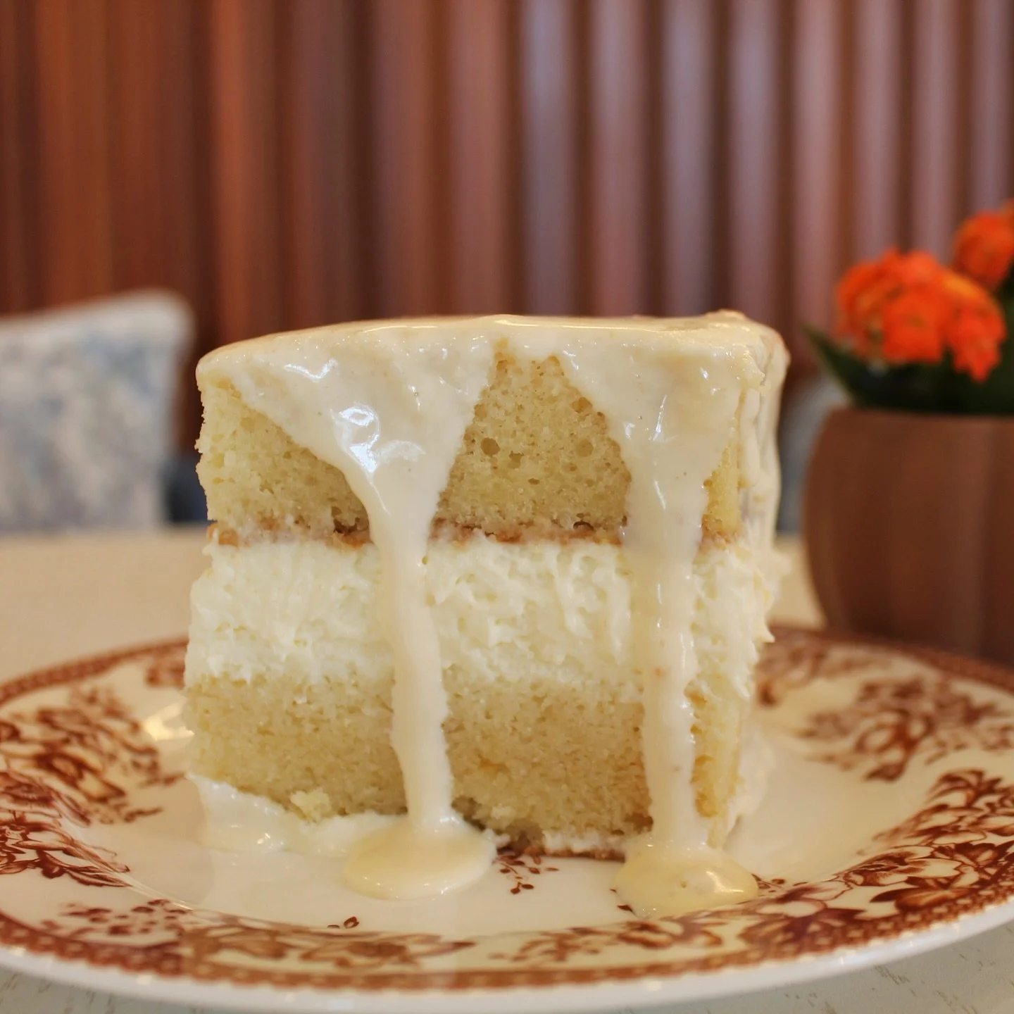Our customers favorite 😋 The Leite Ninho Cake is the one that never leaves the top of our bestsellers&hellip; a little piece of happiness in every bite! 🍰

Nosso queridinho 😋 O Bolo de Leite Ninho &eacute; aquele que nunca sai da lista dos mais pe