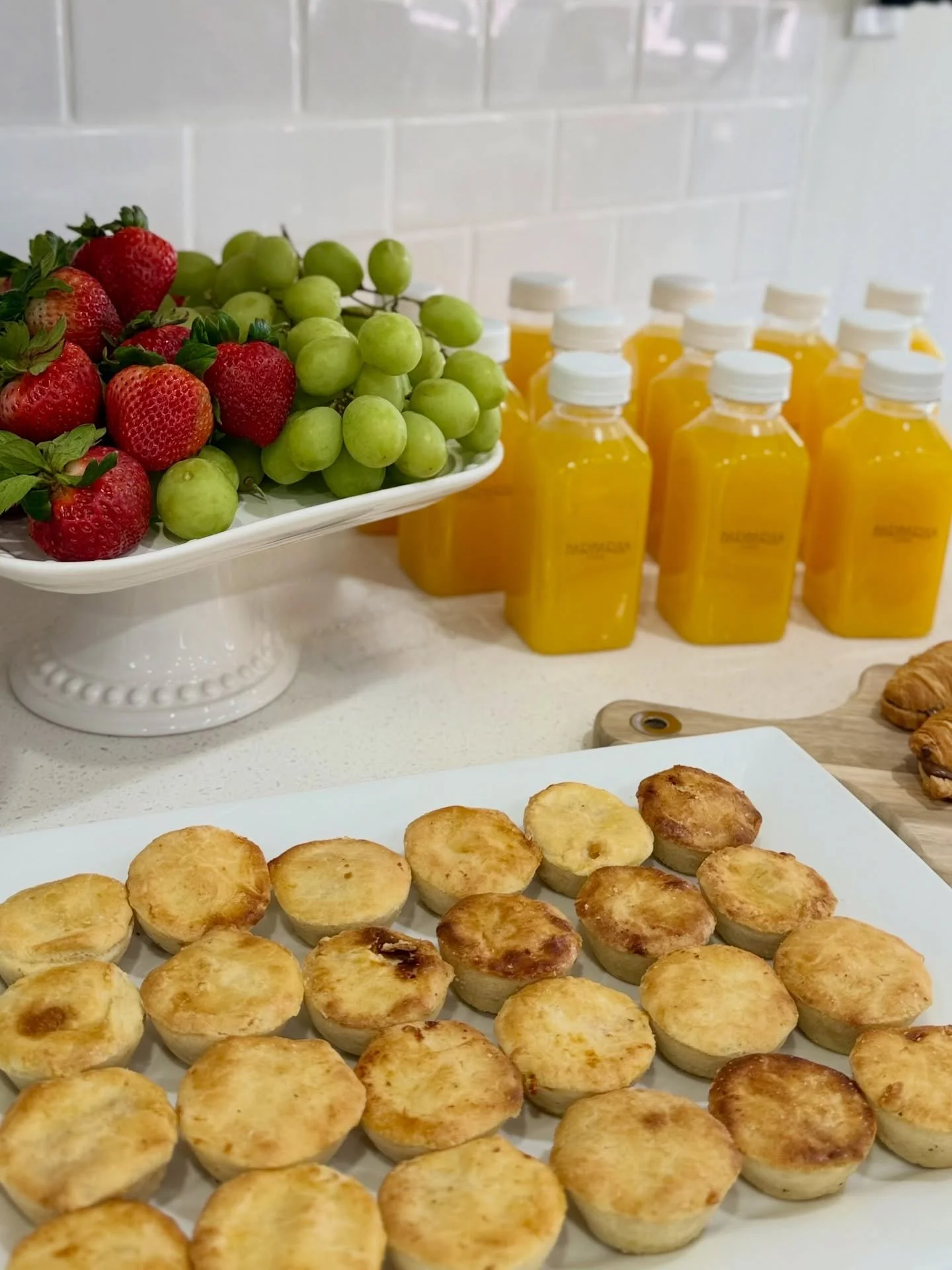 No stress, just good food ✨
Catering by Barbara&rsquo;s 💛
DM us to book your event
