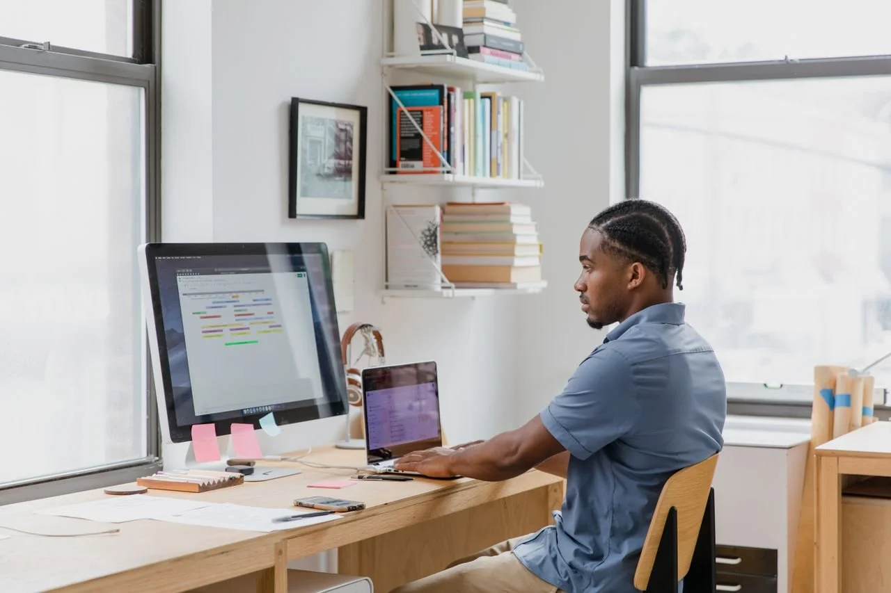 LinkedIn B2B Influencer Marketing Strategy for Brands That Want More Than Reach