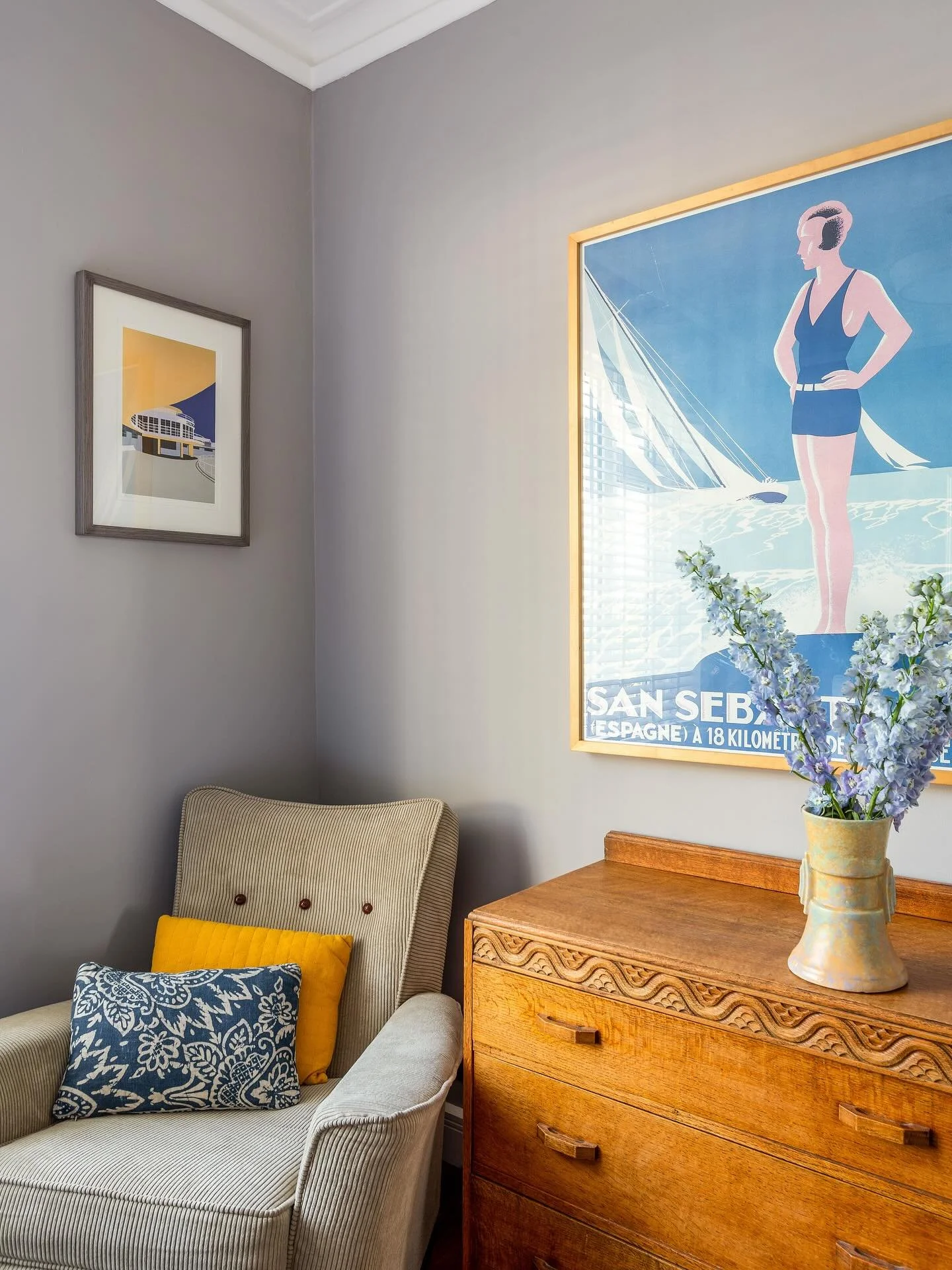 CRAFTSMANSHIP &bull; This cosy Deco corner was a part of the full renovation of a 1930&rsquo;s apartment on the south coast. 

The clients had several vintage pieces of furniture that needed a little update. Here we renovated this super comfortable c