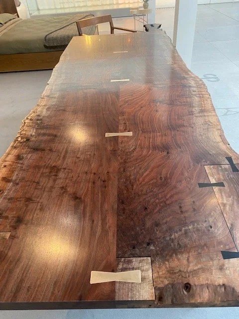 Faolchú timber table