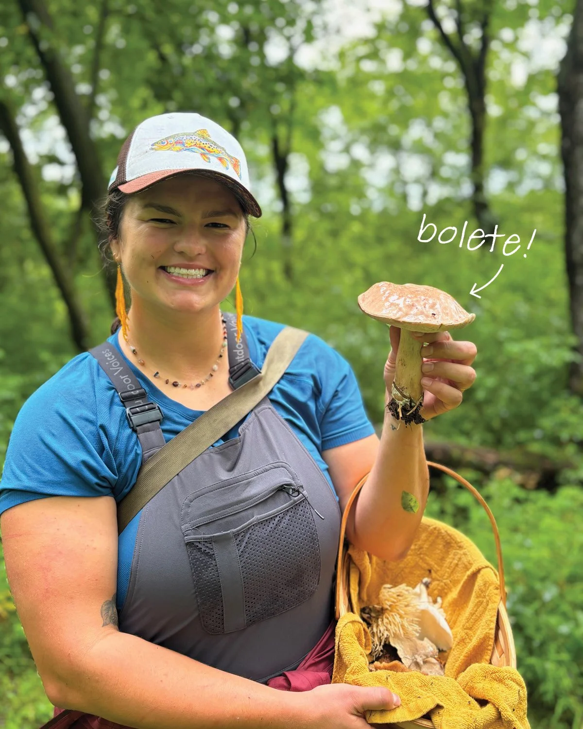 Spores galore! We had a lot of fun with fungus recently when mycology expert @tavissmushrooms led a mushroom foraging workshop at The Acreage! The sold-out workshop featured a 45-minute presentation from Tavis followed by a hike through the woods.

W