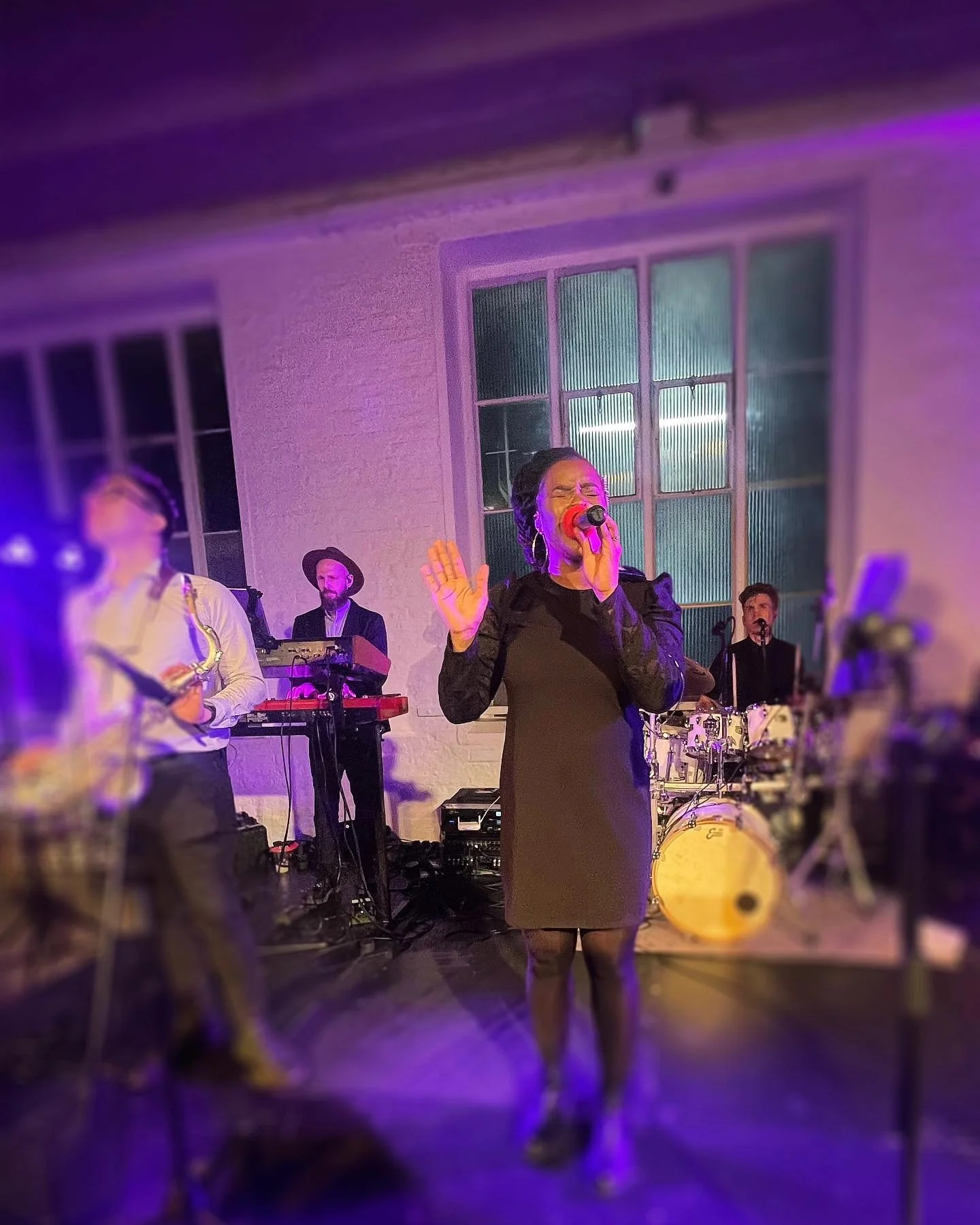Bringing good vibes to East London last weekend!

#halos #halosmusic #halosband #livemusic #eventsband #partyband #weddingmusic #weddingband #weddingentertainment #evententertainment #functionband #partyideas #eventplanner #weddingideas #corporateeve
