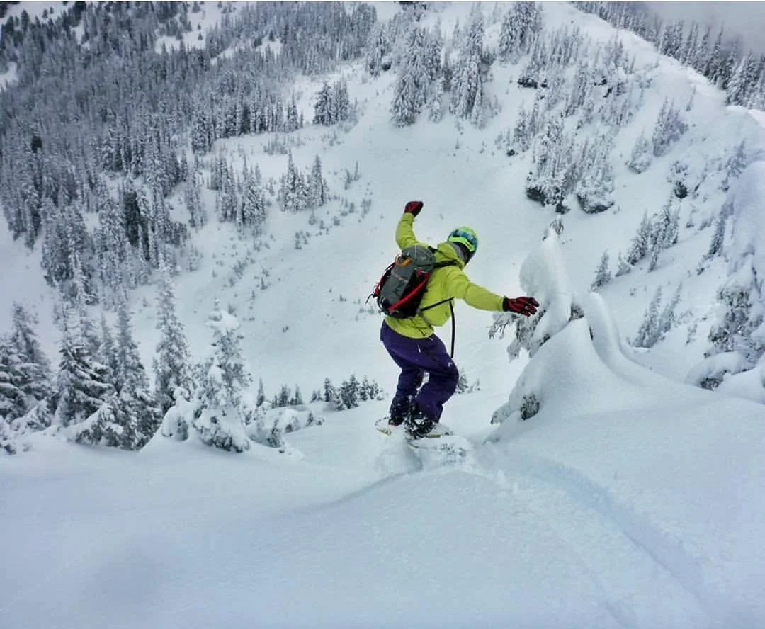 Winter is dropping in 3...2...1... ⠀
Thanks for sharing @corilives⠀
.⠀
.⠀
.⠀
#snowboarding #instokewetrust #winteriscoming #skibumlife #sendit #powder #goatworthy #optoutside #liveyouradventure #lifeskirepeat #powdertothepeople #neverstopexploring #p