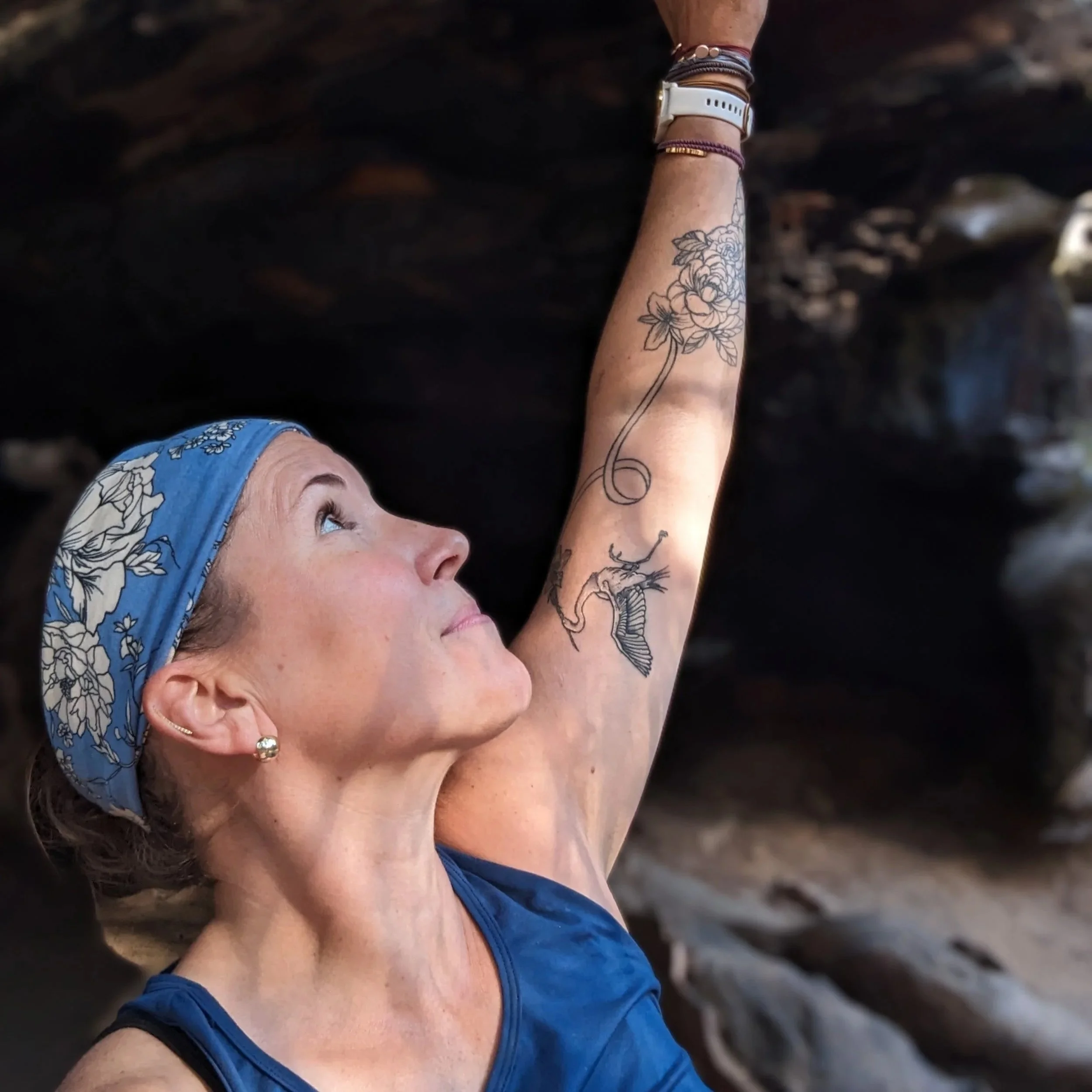 Stephanie Spencer inside a sequoia tree