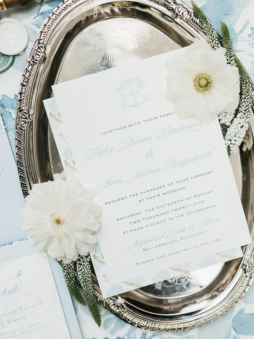 Beautiful blues for Taylor and Ethan 🩵🏹🦋

#customweddinginvitations #weddingstationerydesign #kentuckywedding #luxuryweddinginvitations #floralweddinginvitations