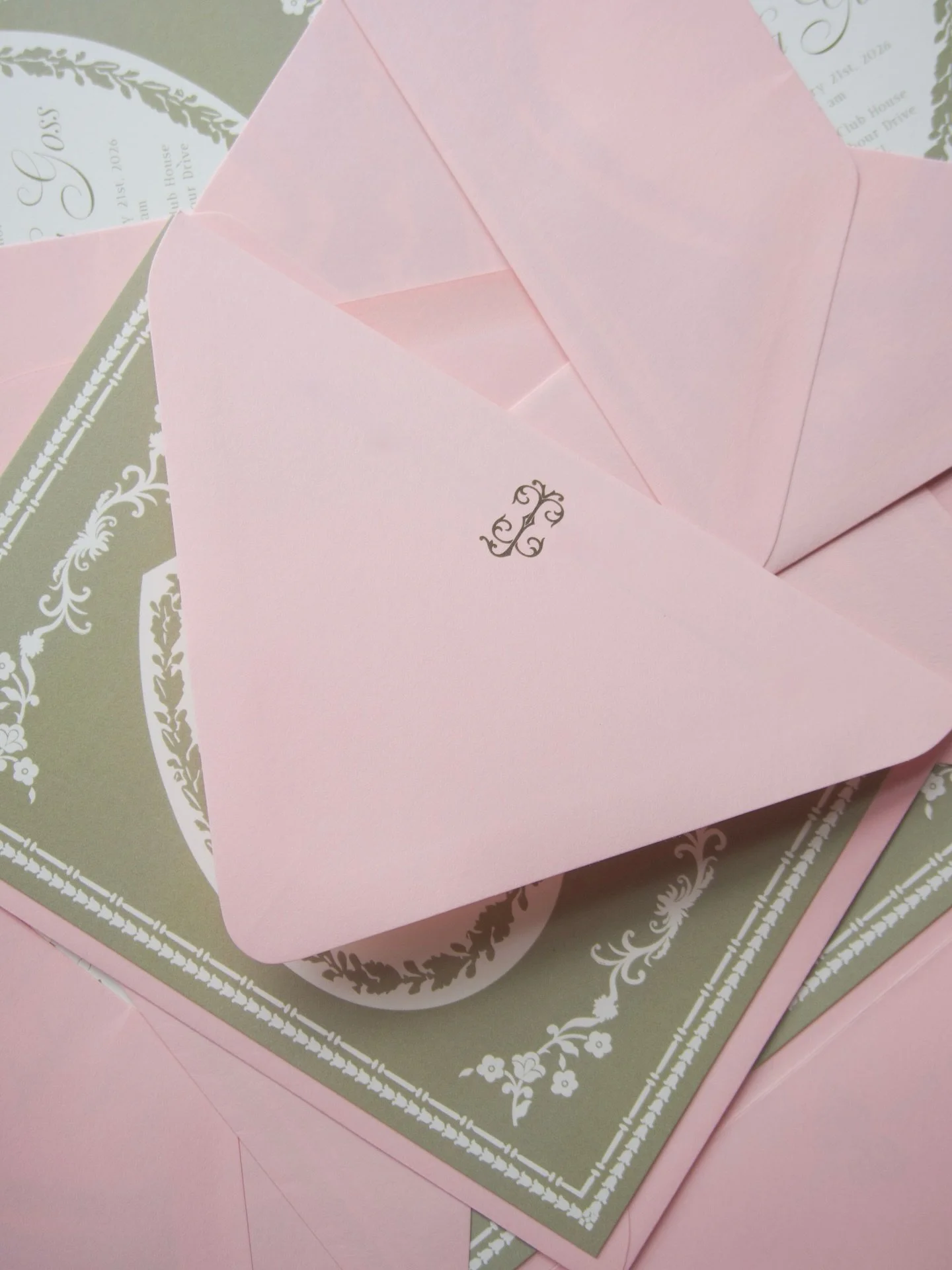 The sweetest Wedgwood inspired Bridal Tea invitation 🍵 💕