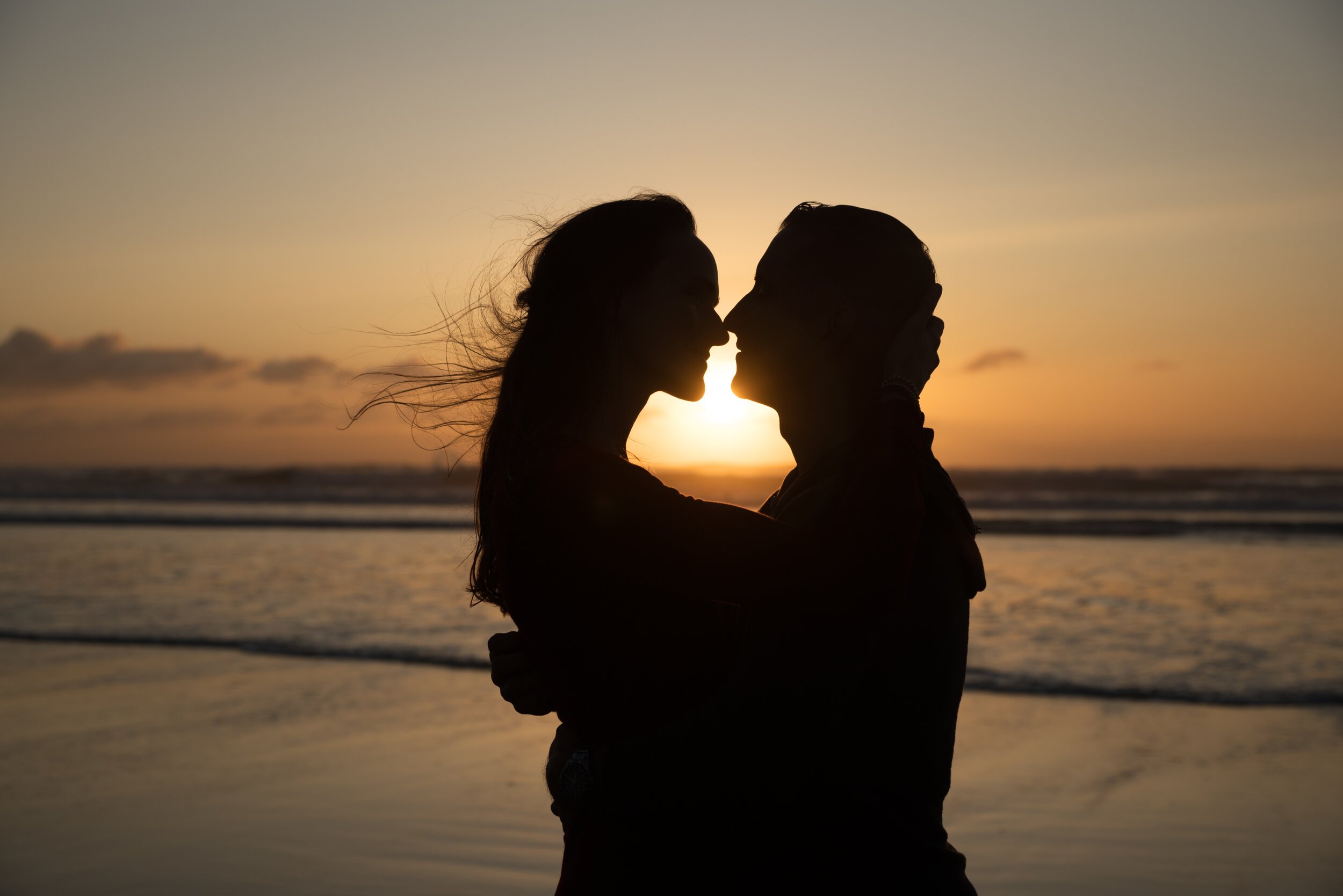 OregonCoastSunsetEngagementSession.jpeg