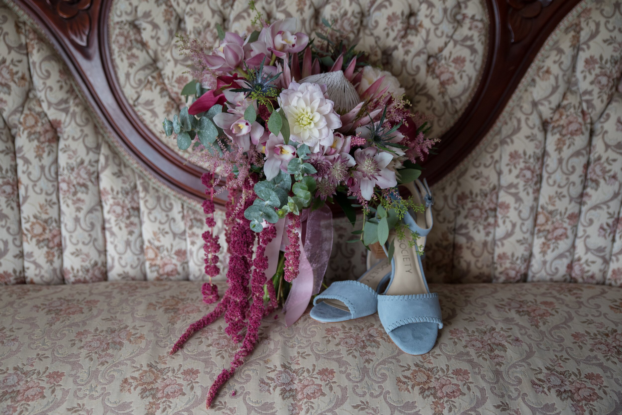 EricksonFarmsteadSpringWeddingFlowersAndShoes.jpeg