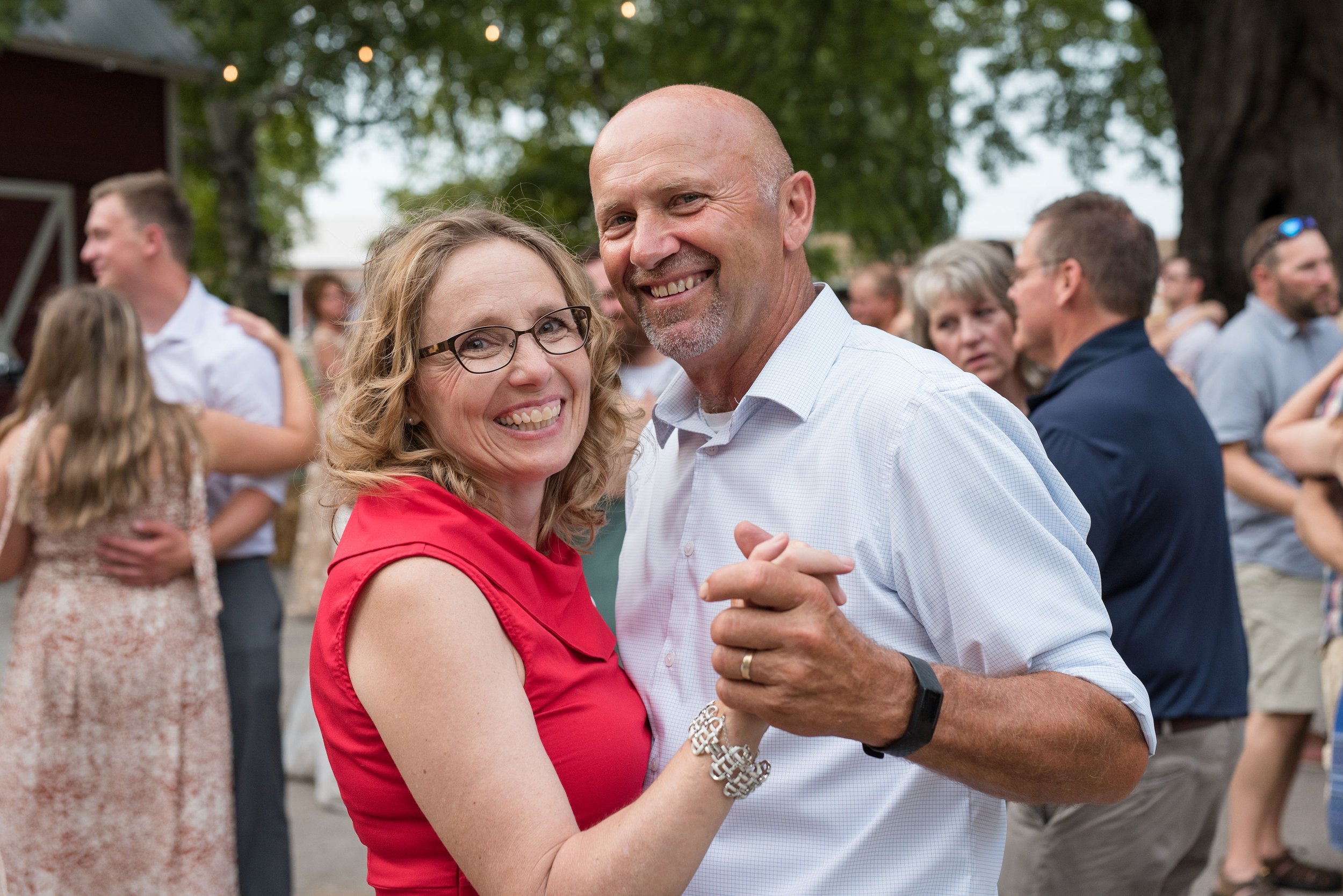 Erickson Farmstead Wedding Guests Slow Dance.jpeg