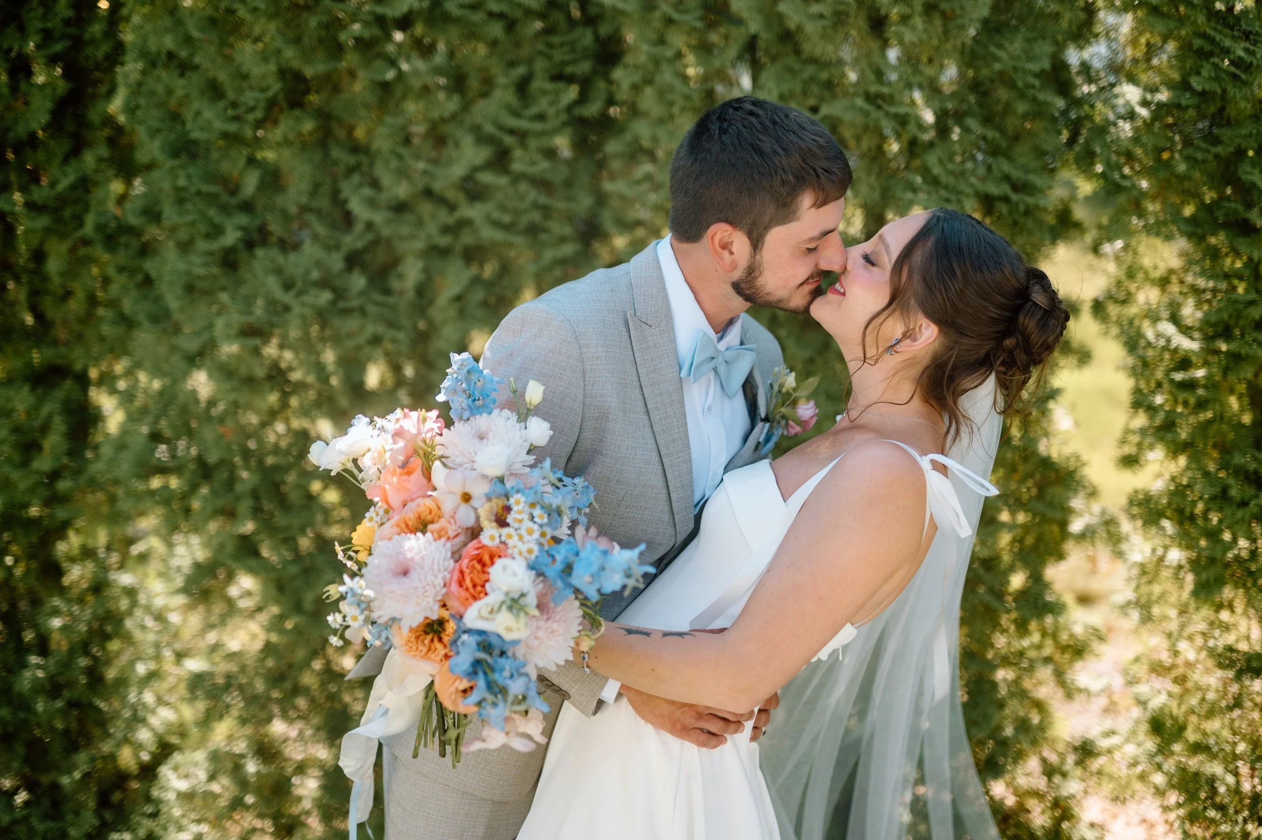 C+A_HuttonHouse_Bride+Groom_0162.jpg