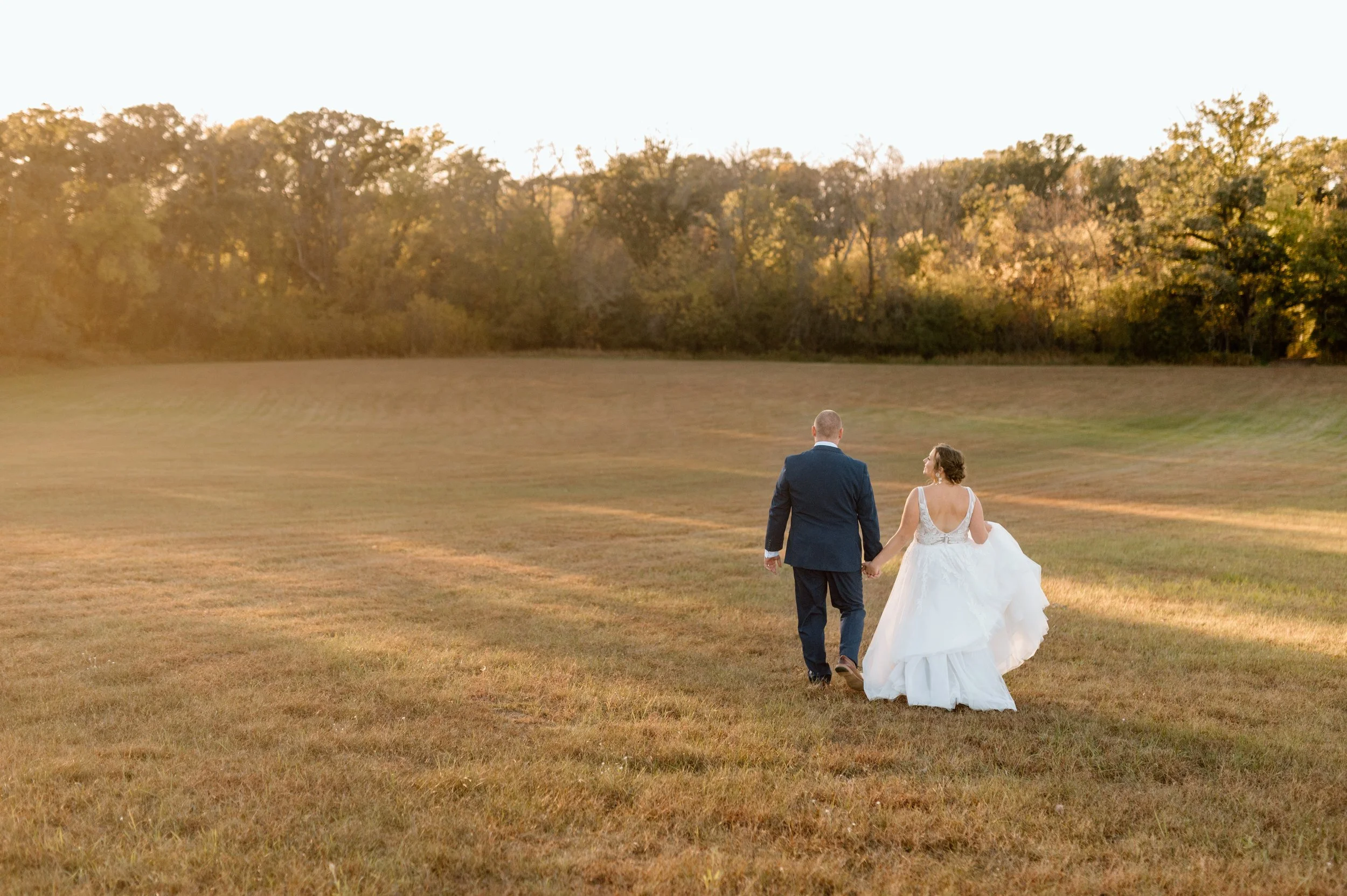 Stone Lion Winery and Events sunset wedding portraits