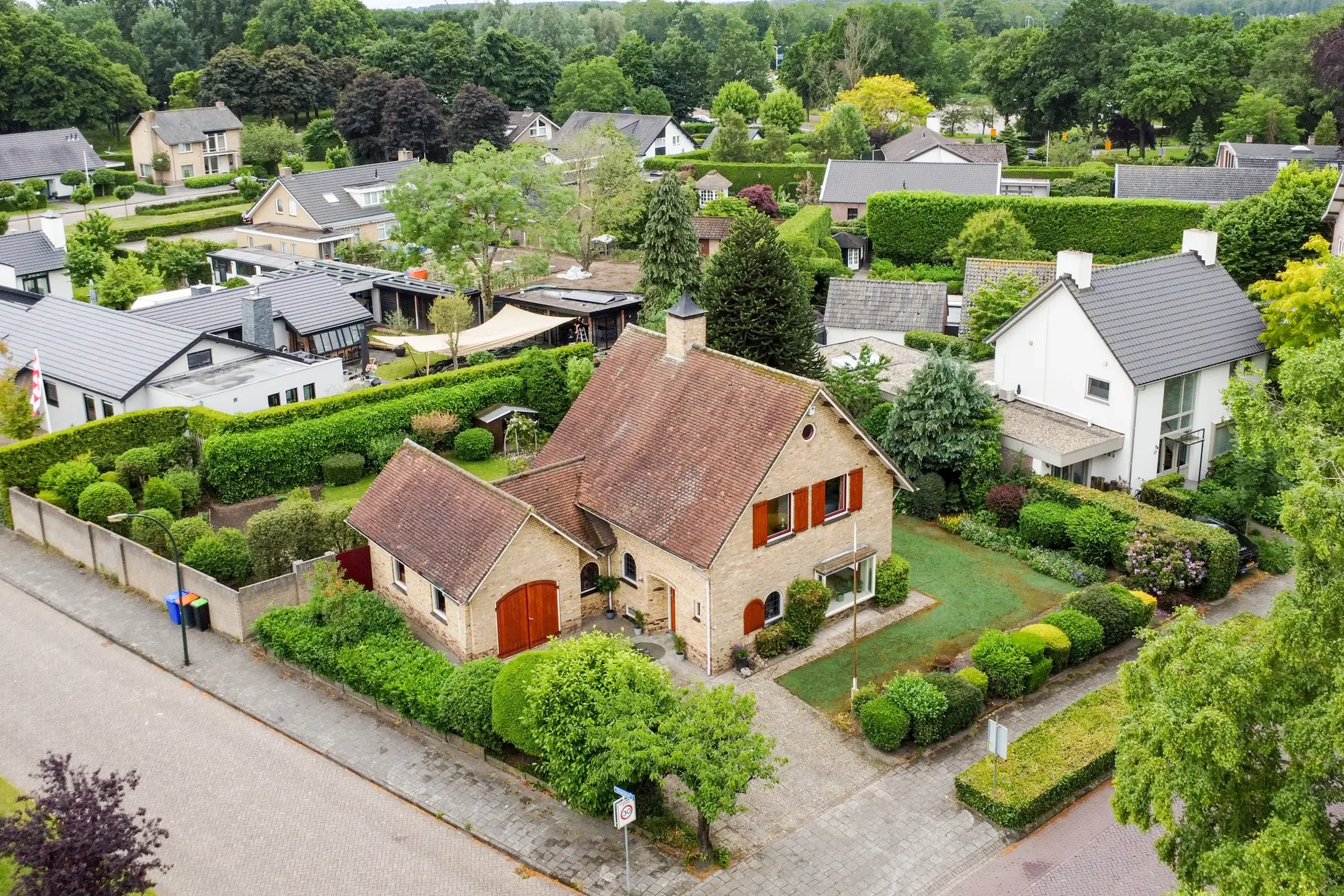Verbouwing vrijstaande villa Raamsdonksveer