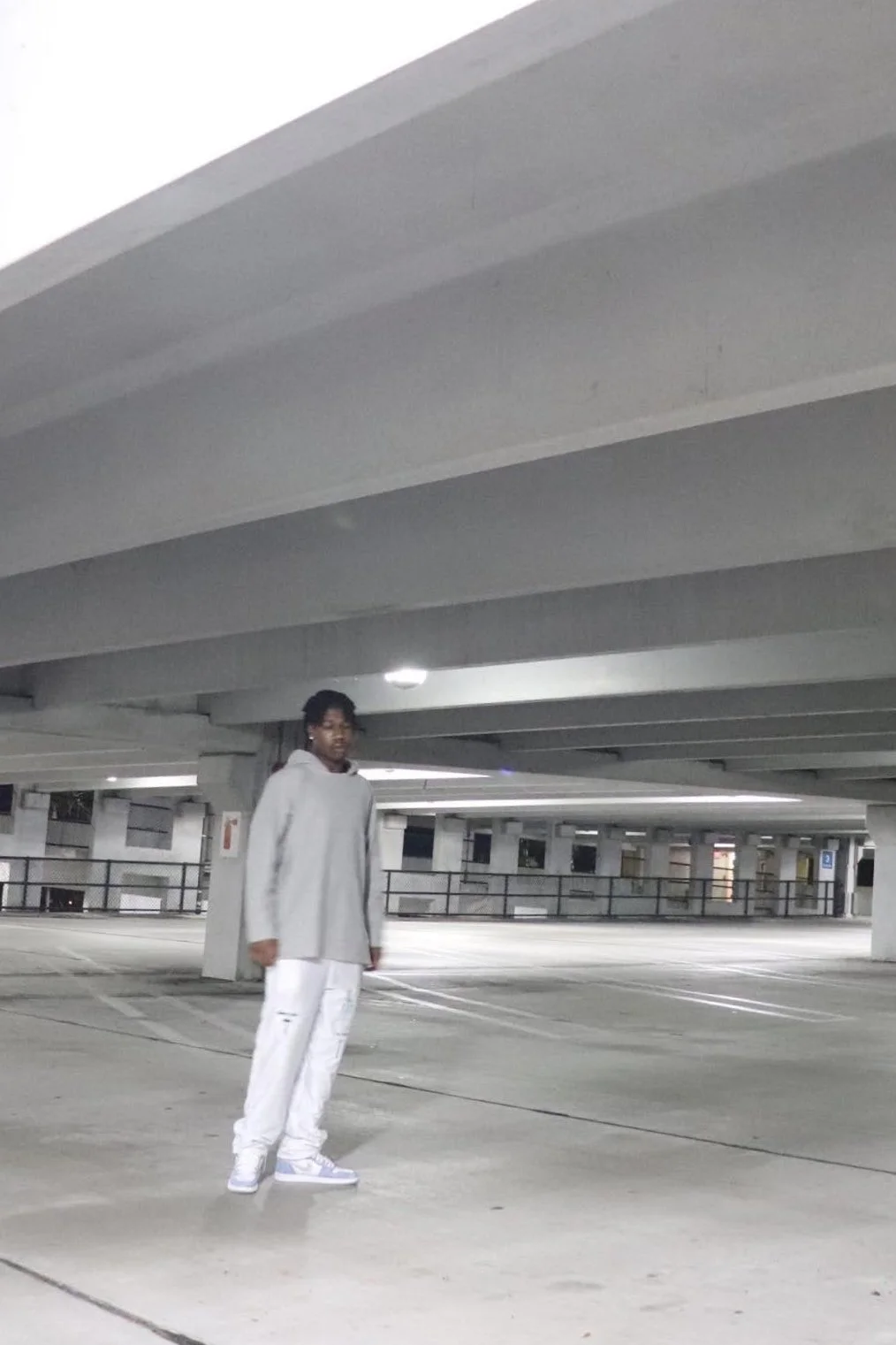 SOLA GALLERY GARAGE