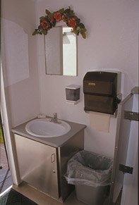4stall.jpg