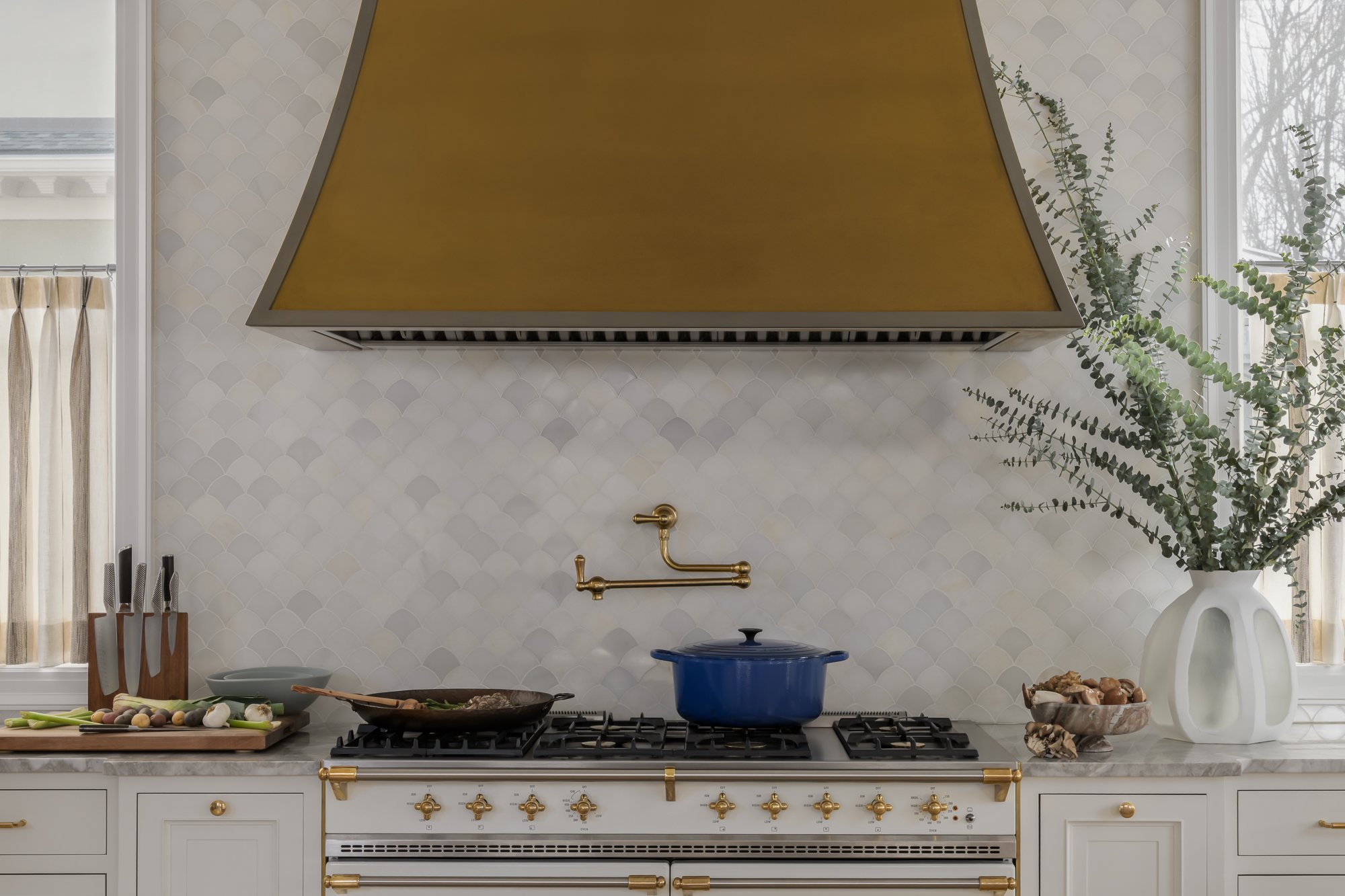 DebraDennis_12-8-25_(c) Meghan Balcom Photography_WEB-4.jpg