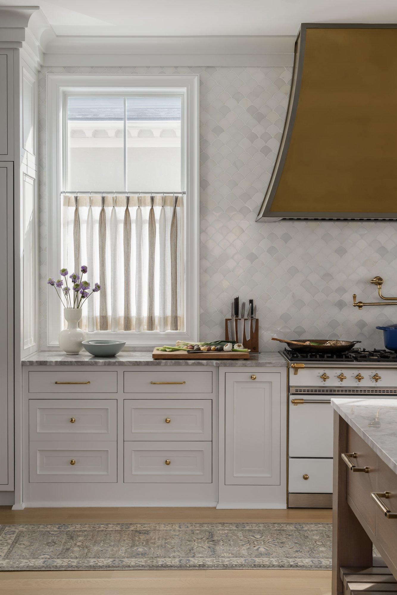 DebraDennis_12-8-25_(c) Meghan Balcom Photography_WEB-5.jpg