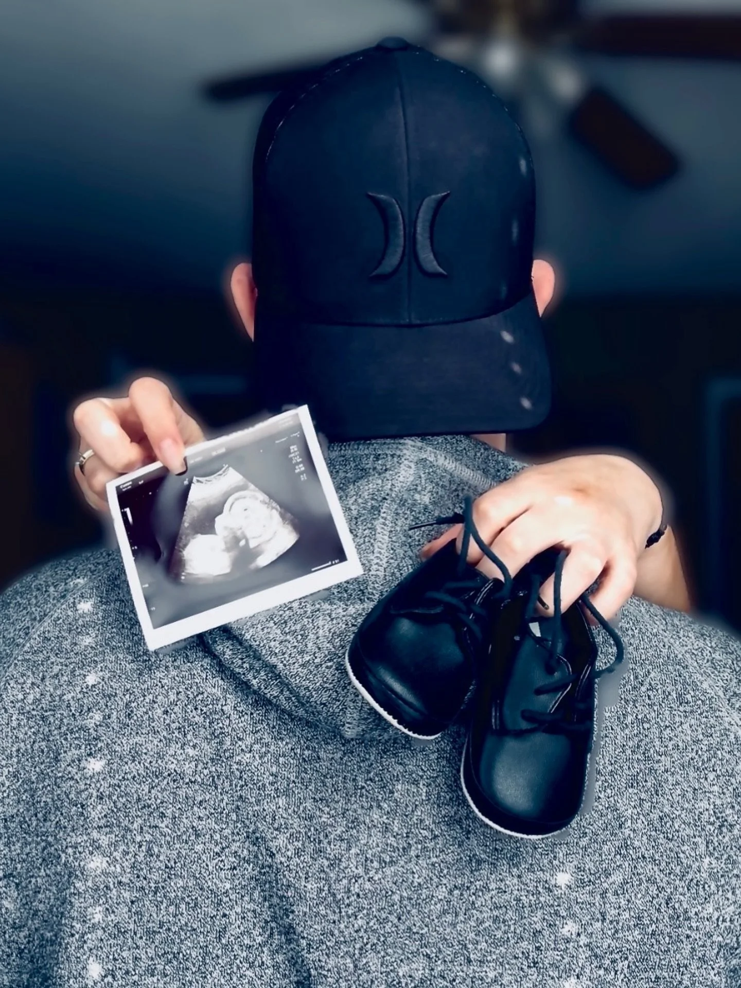 I honestly never thought I&rsquo;d be blessed with sharing this wonderful news with you all but here I go&hellip;.🥰🥰🥰

Mother&rsquo;s day had a special meaning to me since becoming a Mama to our fur baby Merlin. But I believed for a very long time