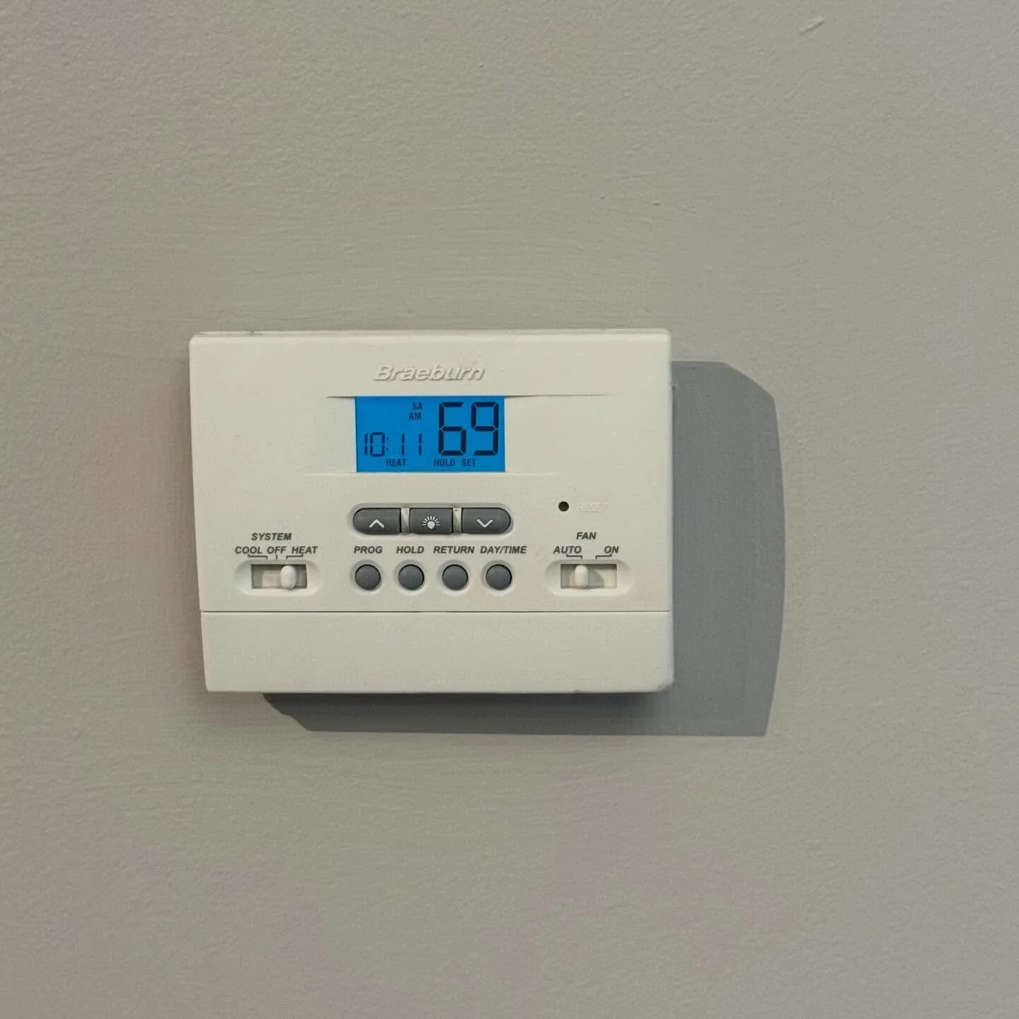 Cold days, cozy homes ❄️

We still have a few more months of this cold season, so don&rsquo;t forget to use your heaters throughout winter to maintain warmth and care for your space!

Heaters should be left on at all times during this chilly season a