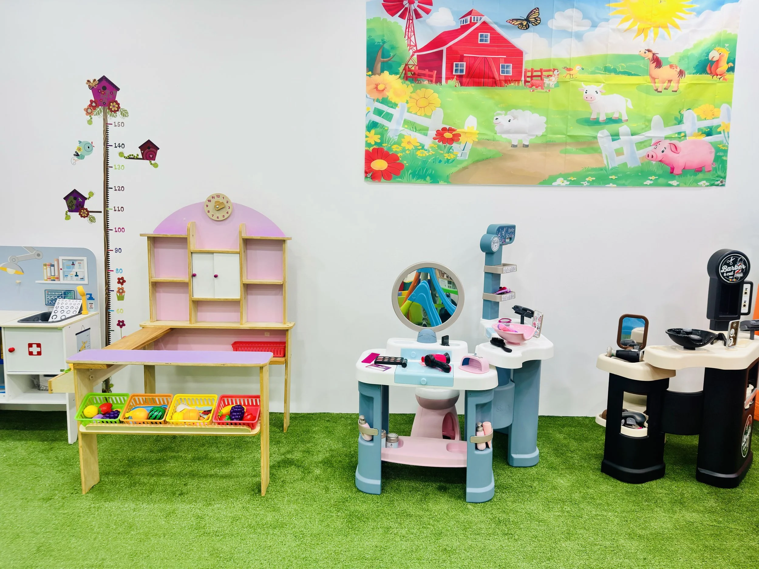 Zona de jogos e brincadeiras criativas do parque infantil indoor Minh’Amora Fun Park 2 no Porto