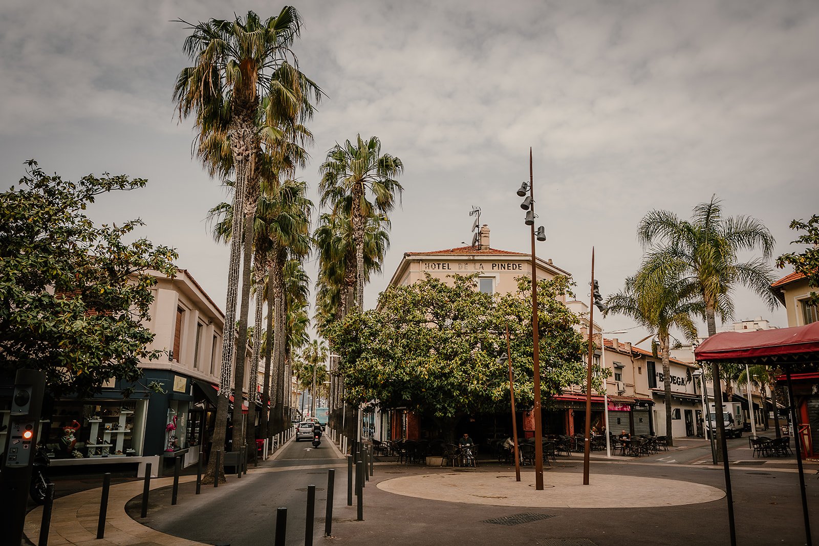 Hôtel Belles Rives - Casey Bell Photography (17).jpg