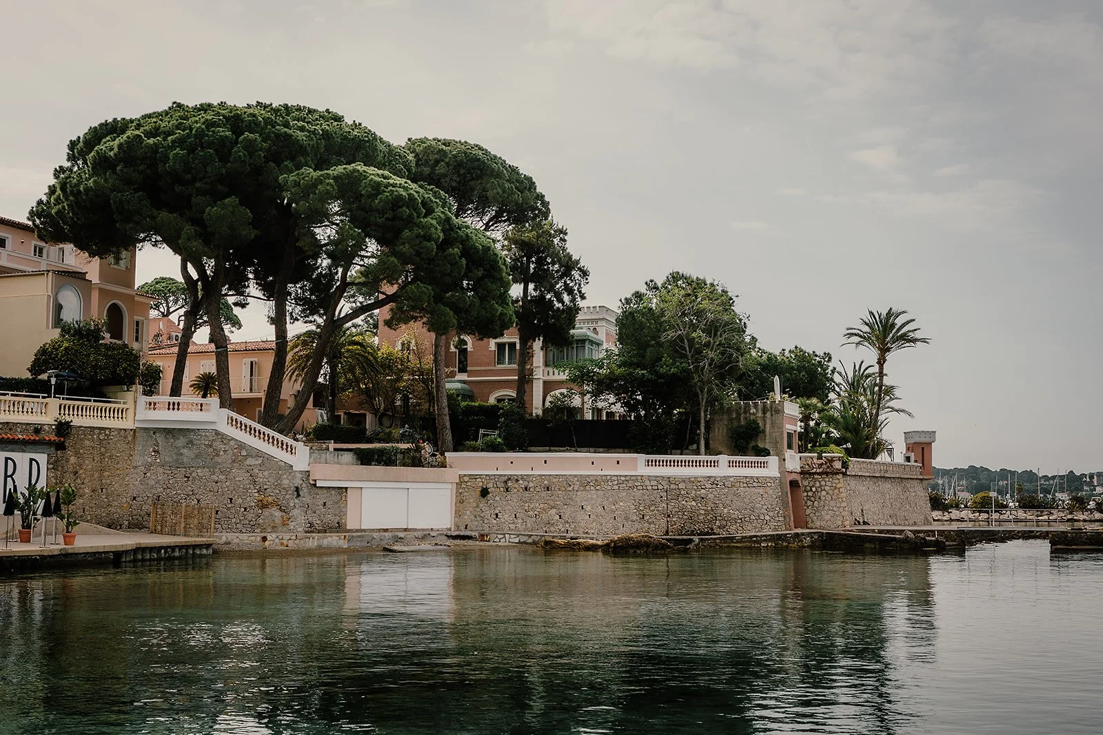 Hôtel Belles Rives - Casey Bell Photography (25).jpg