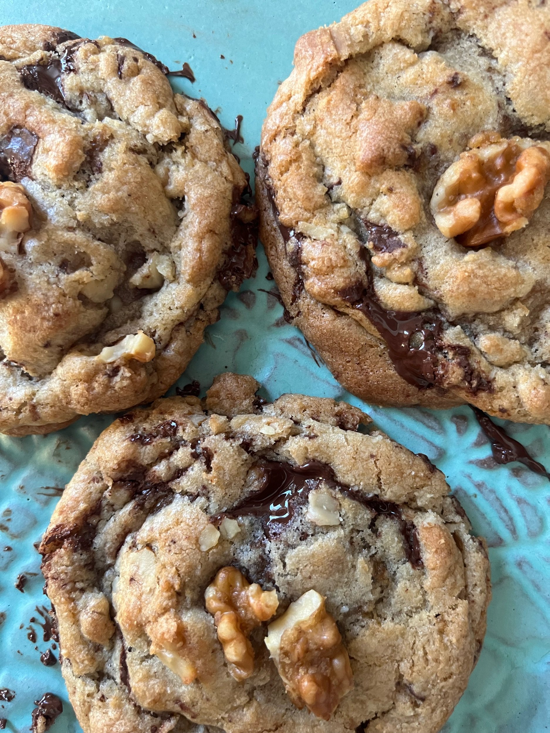 gluten-free Maple Walnut Dark Chocolate Cookie Box