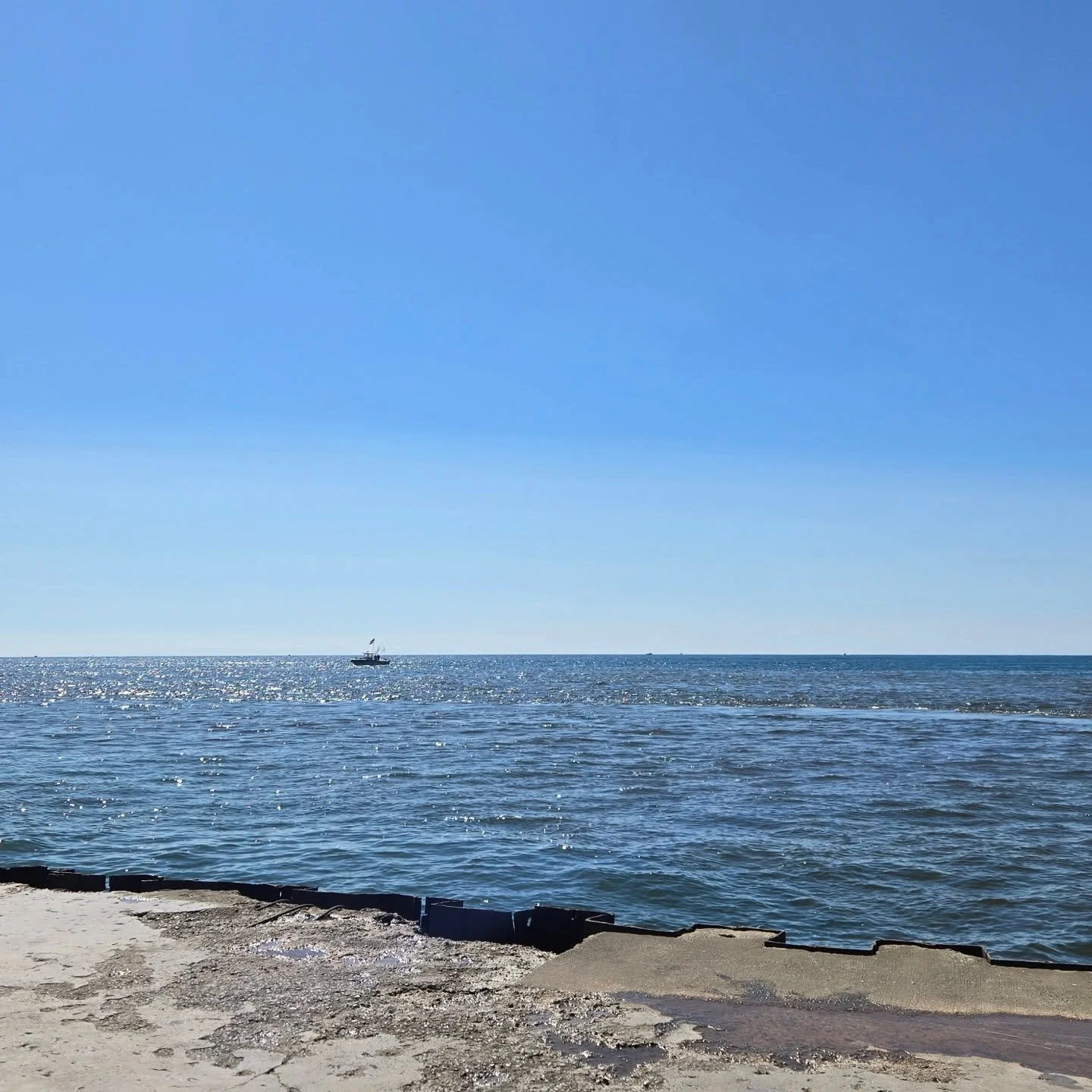 Thinking about warmer weather, as we dive into some colder days.