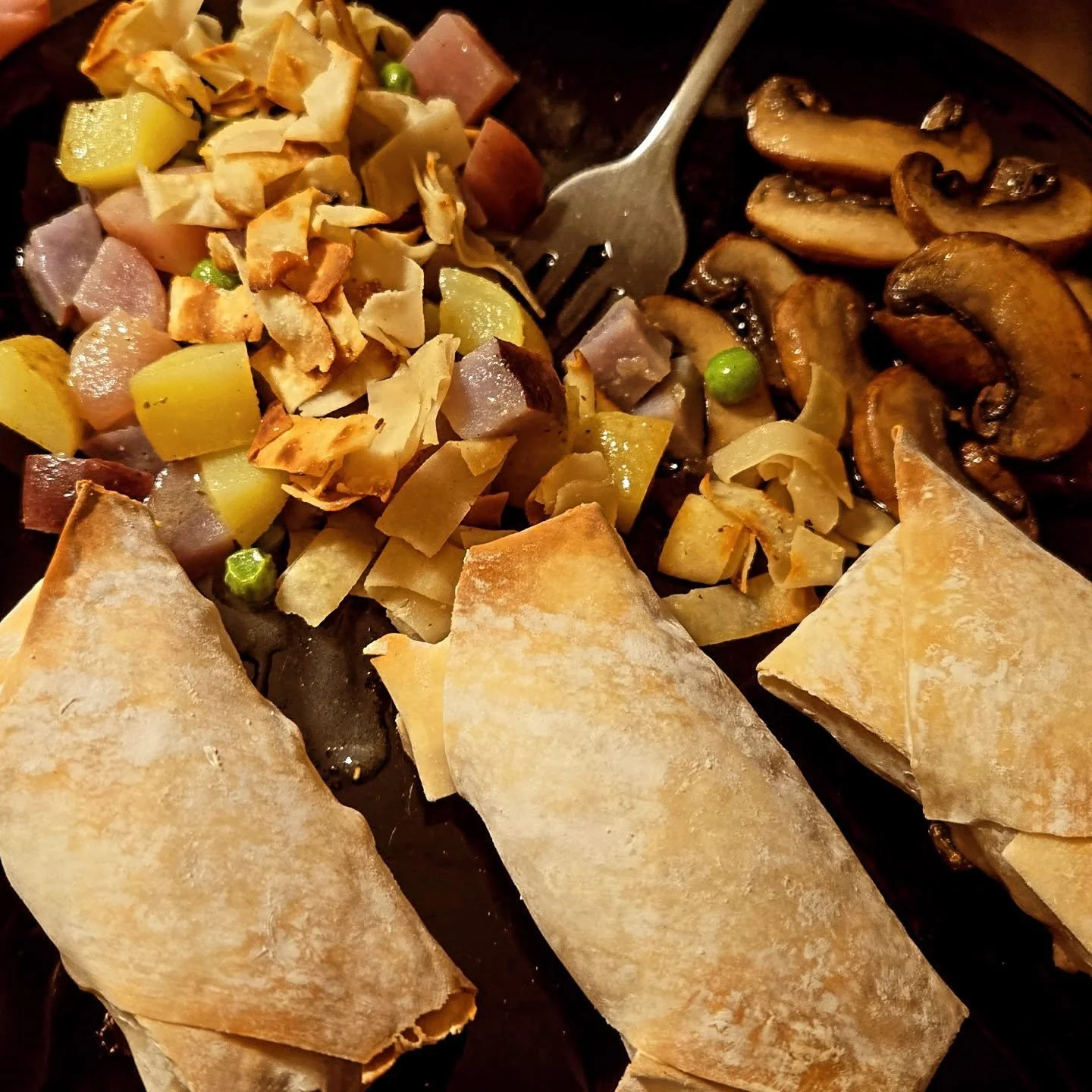 Turkey rolls and veggies