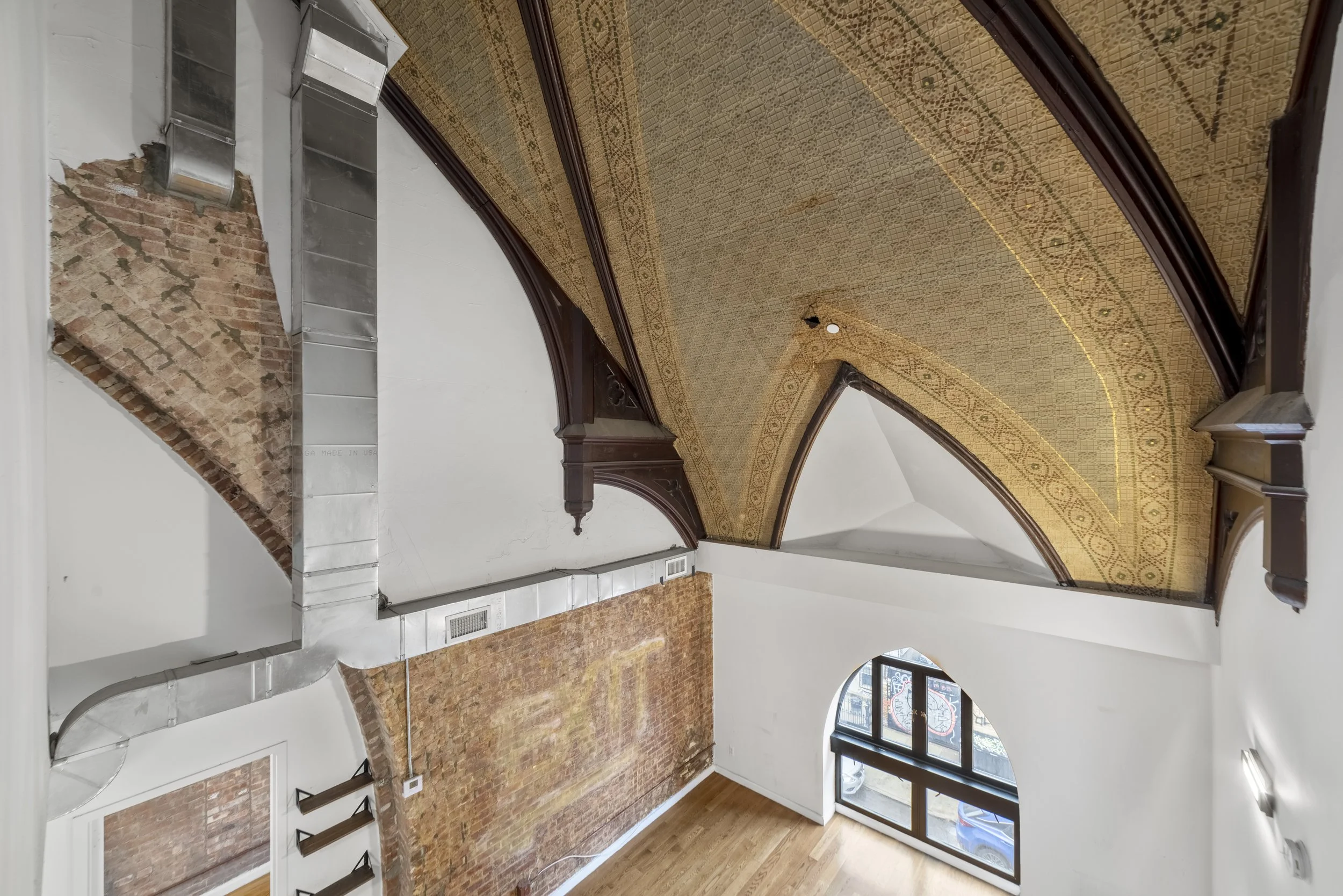 4. Living Room Ceiling.jpg