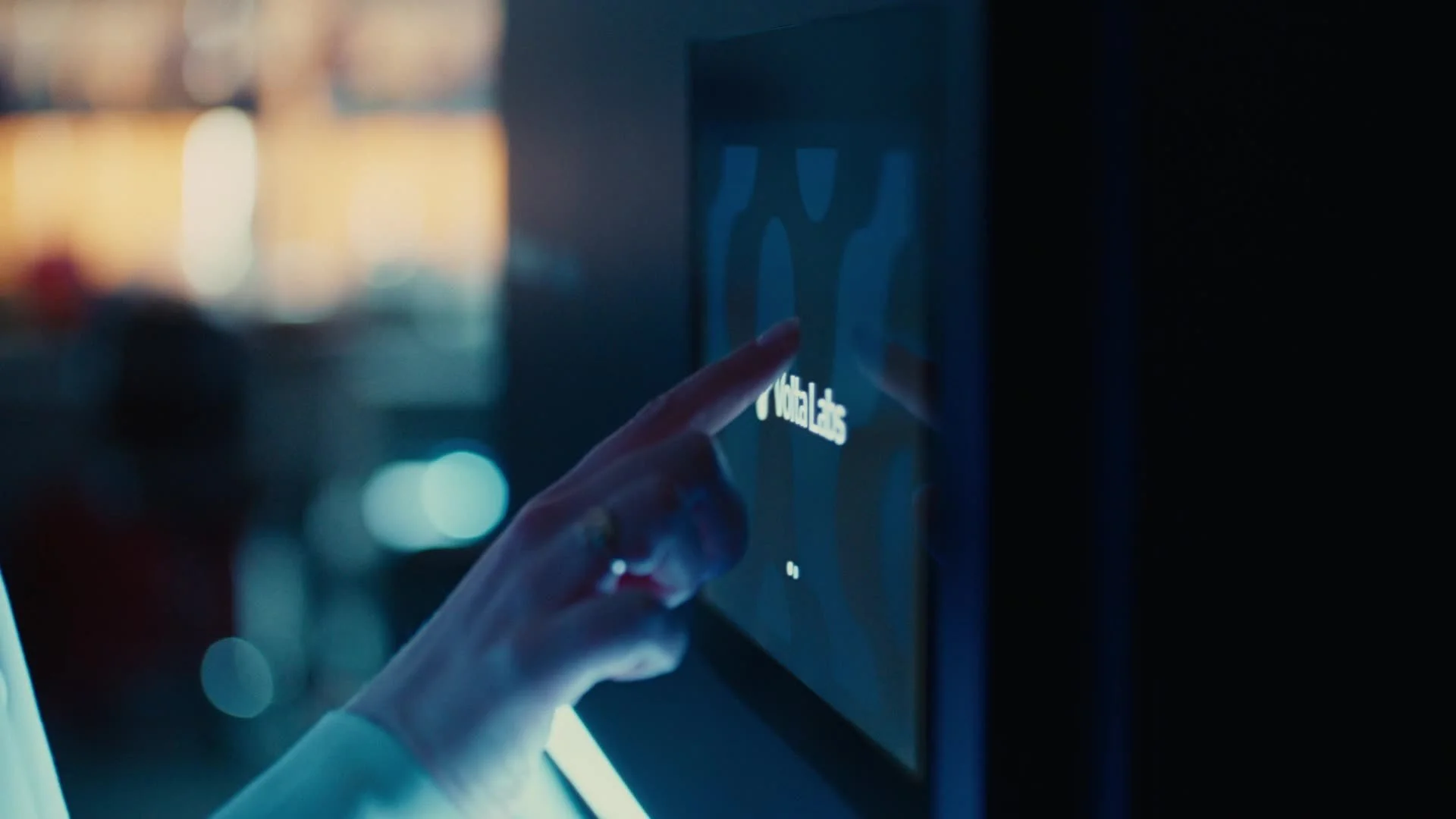 frame_390.jpg