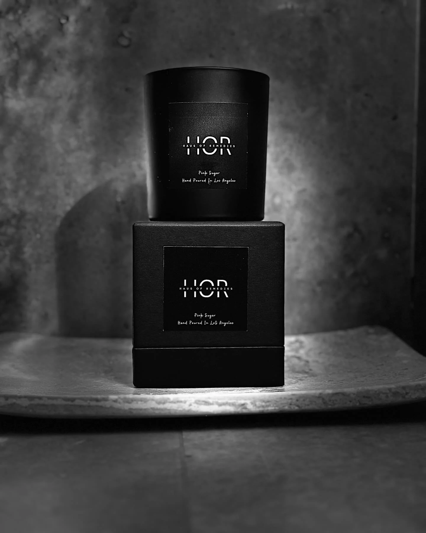 Where rock &lsquo;n&rsquo; roll meets clean and classy.

We embody a chic aesthetic while delivering an extraordinary scent experience. 

Check our stories and help us create our next limited edition scent for the holidays! 

#perfectgift #ecofriendl