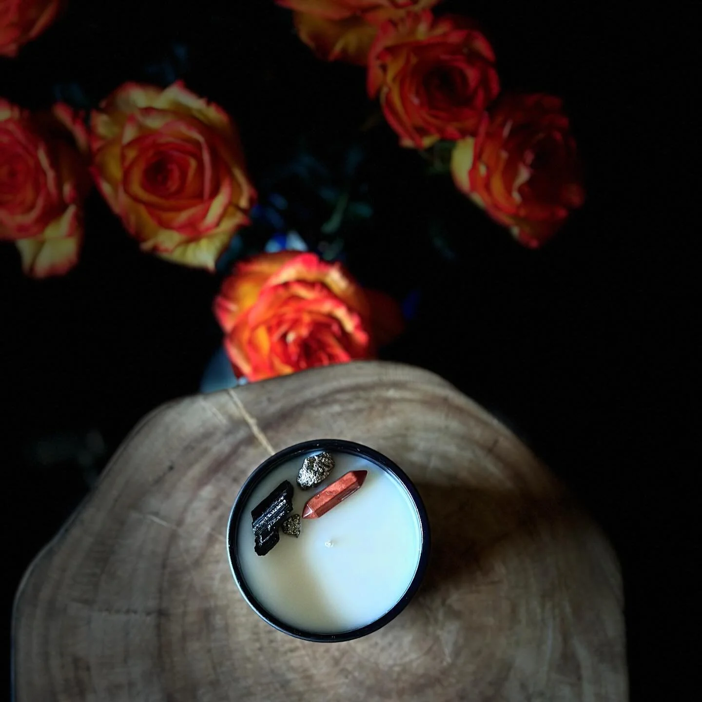 🌟✨ Founders&rsquo; Choice.

As we create our holiday scent, we want you to know that every scent tells a story, and each creation holds a special place in our hearts. Choosing which fragrances join our collection or become limited editions is an int