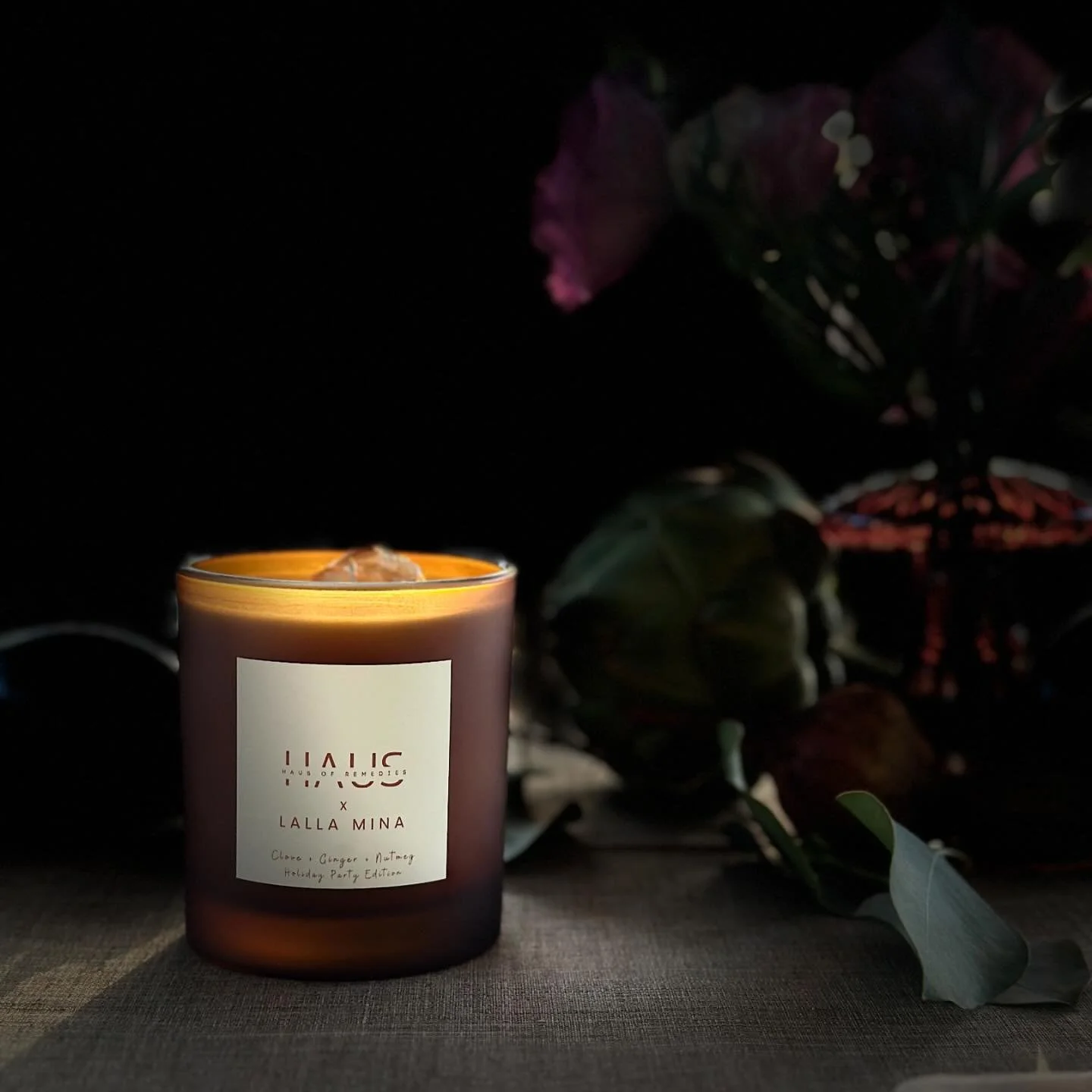 Introducing the Holiday Party Edition Candle: 
A Collaboration with Chef Yasmina Ksikes 👩🏽&zwj;🍳

In the heart of this festive spirit lies the subtle yet powerful influence of scent. Our Holiday Party Edition candle, created in collaboration with 