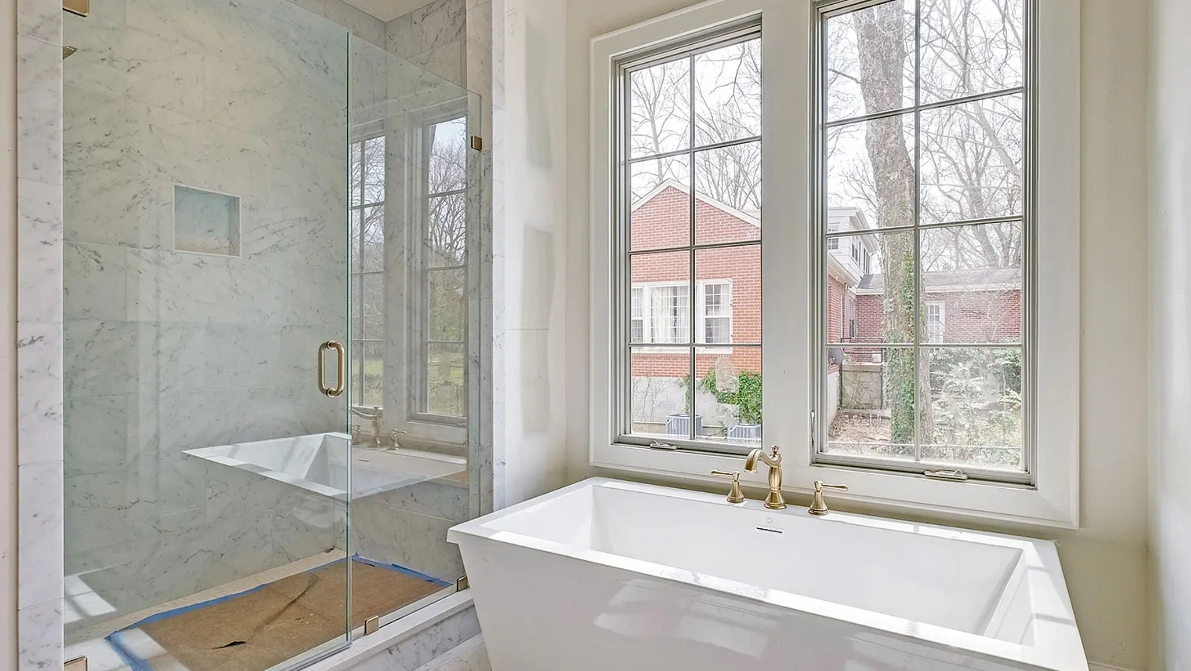 4031 Sneed Master Bath 2.JPG