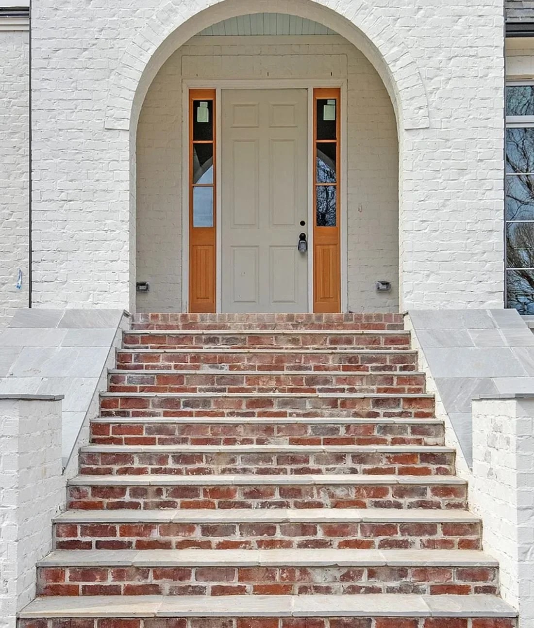 4031 Sneed Entry.JPG