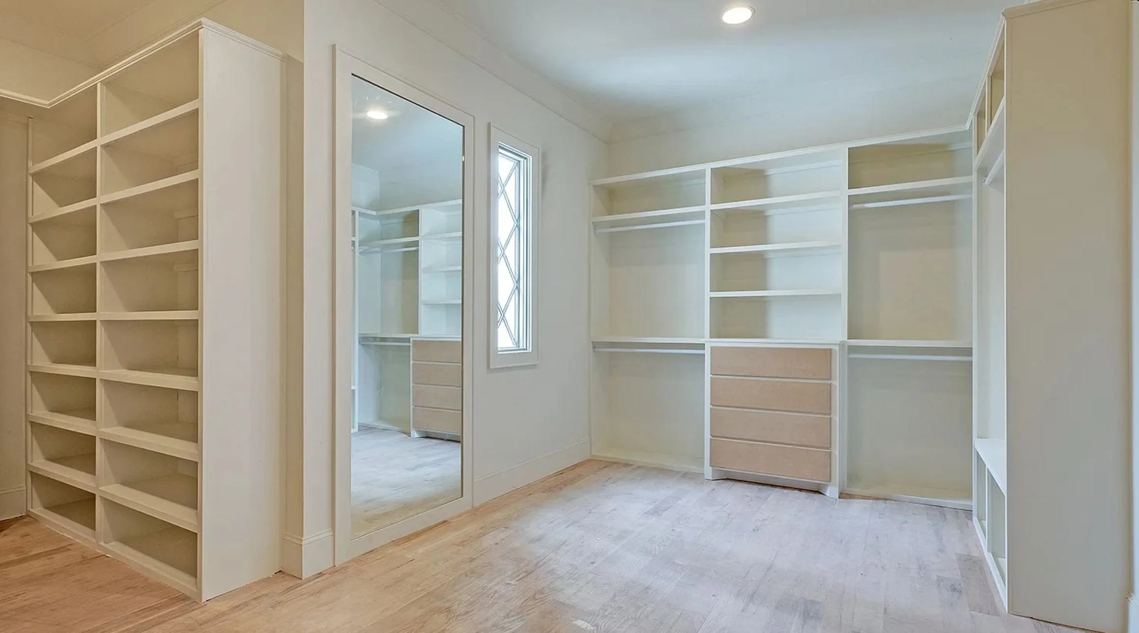 4031 Sneed Master Closet 2.JPG