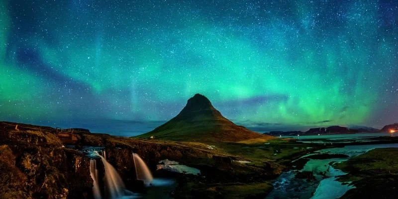 Tempat Melihat Aurora di Islandia