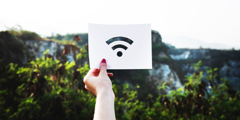 eSIM vs MiFi vs Roaming